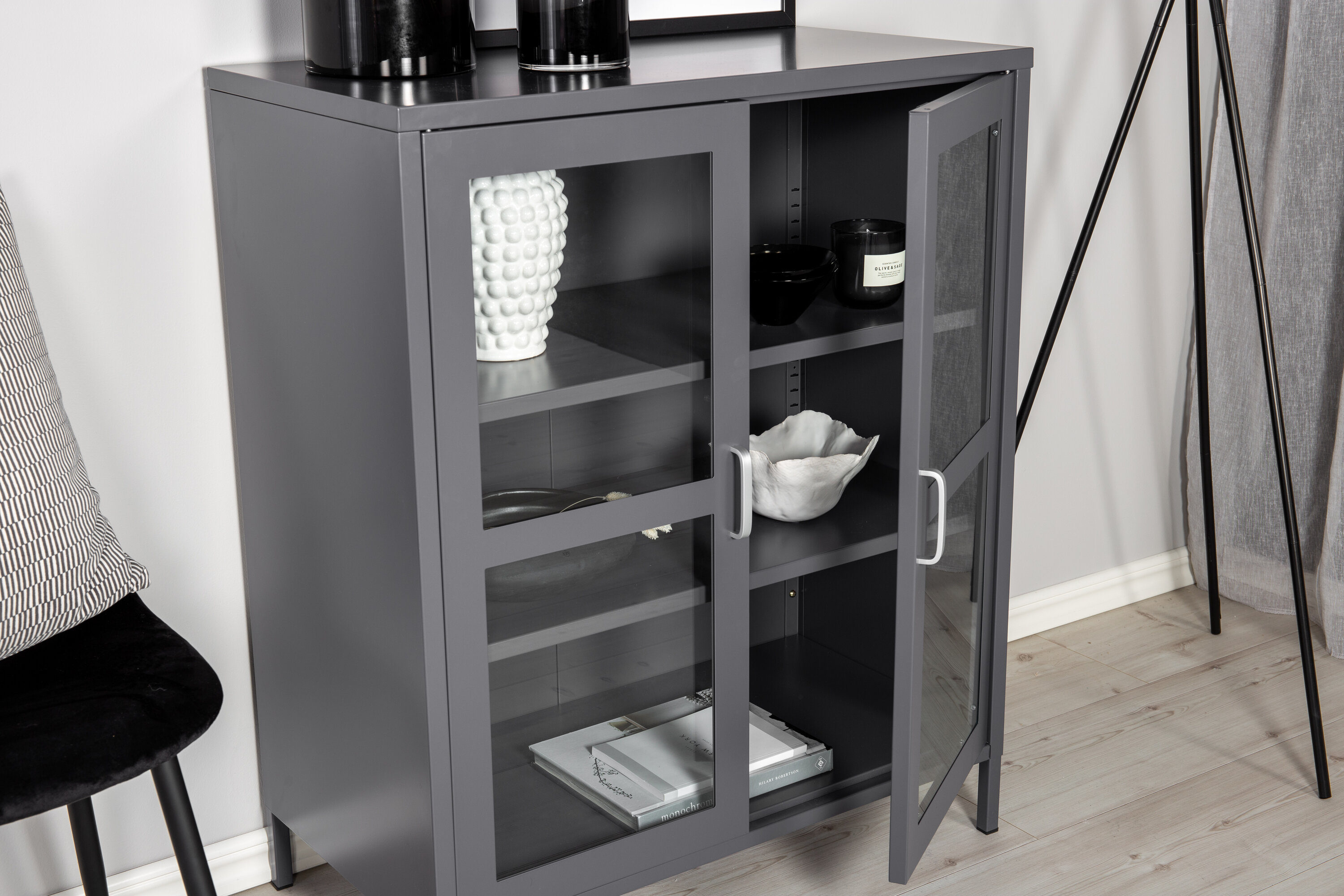 deLOHN Acero Tárolószekrény deLOHN Acero Tárolószekrény