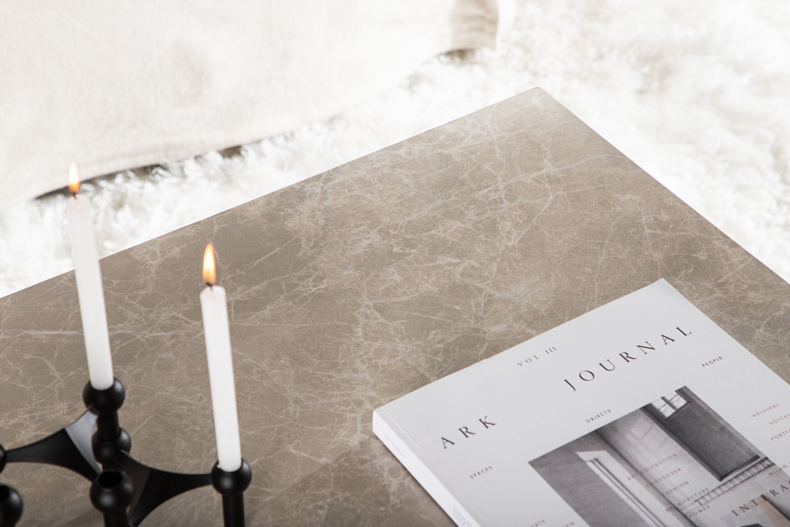 deLOHN York Dohányzóasztal