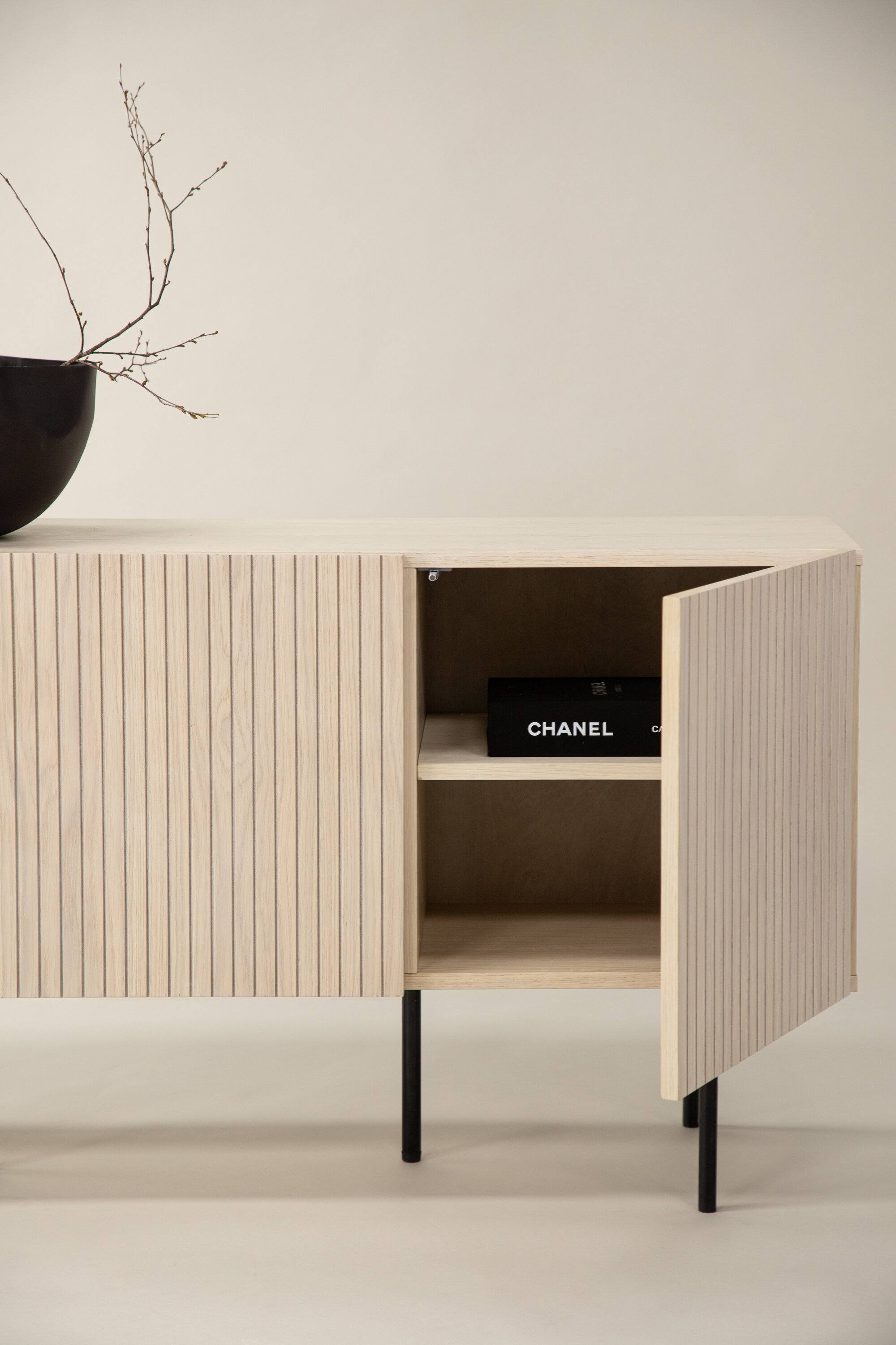 deLOHN Björkön Tárolószekrény