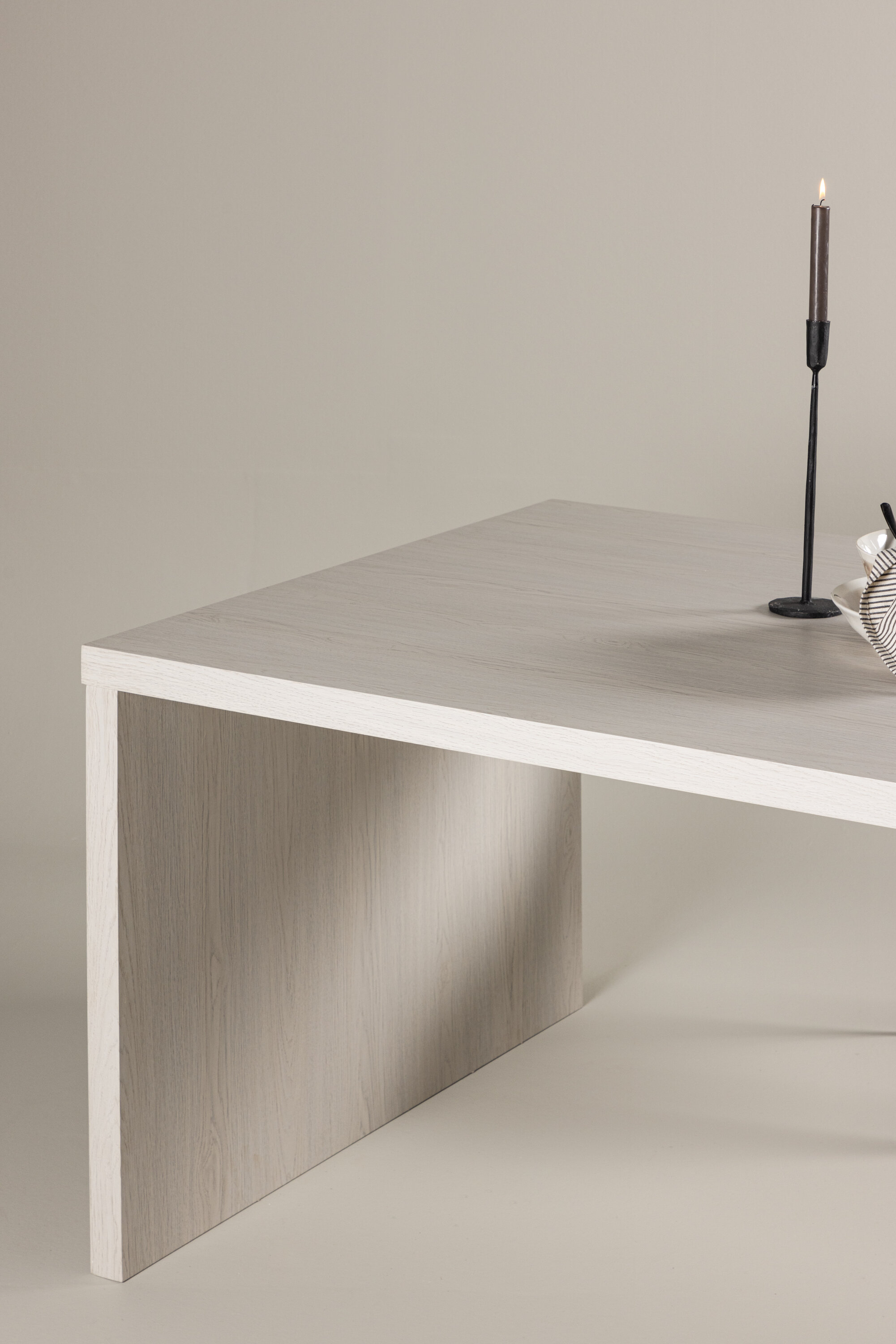 deLOHN Mika Téglalap alakú étkezőasztal