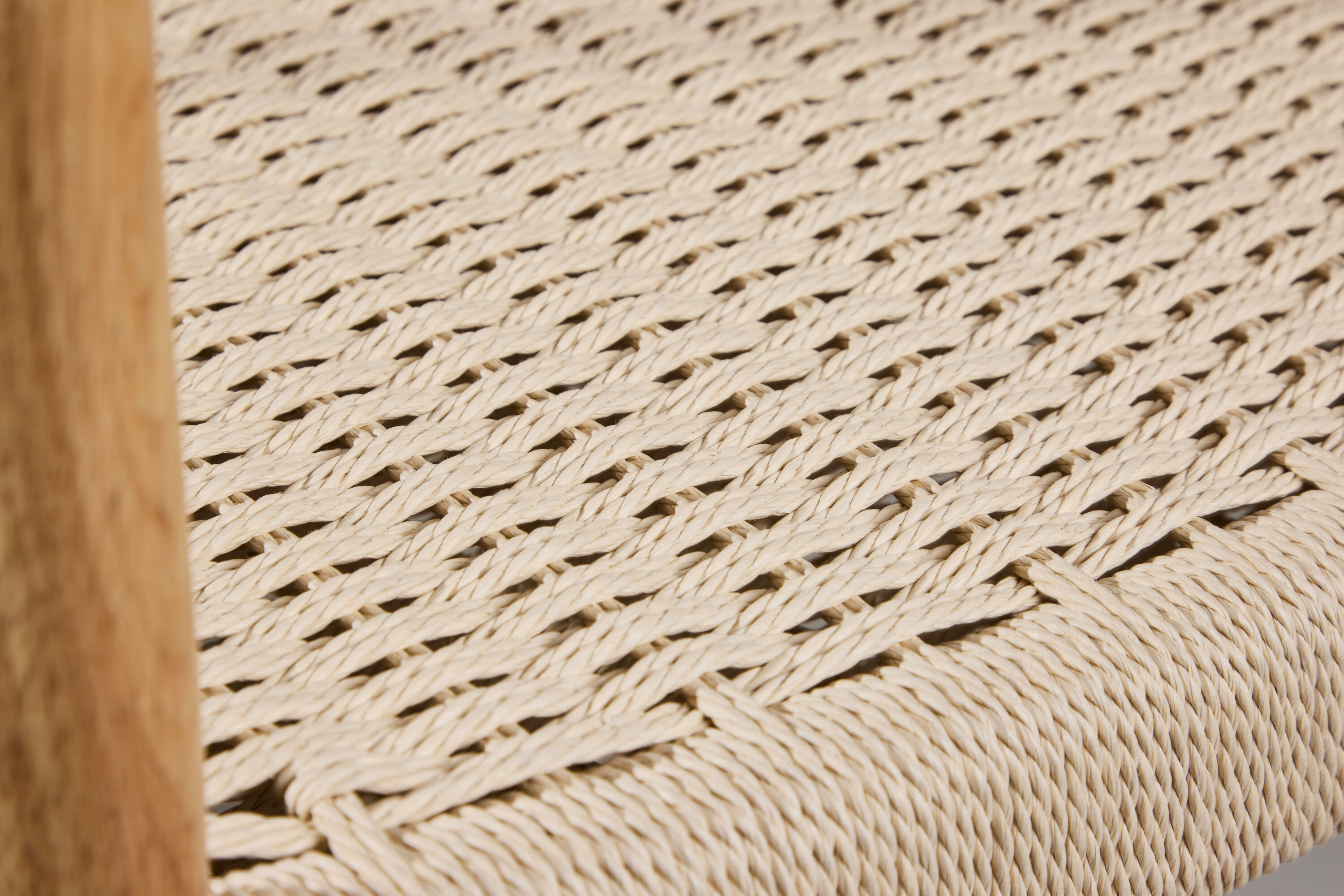 deLOHN Lovön Étkezőszék