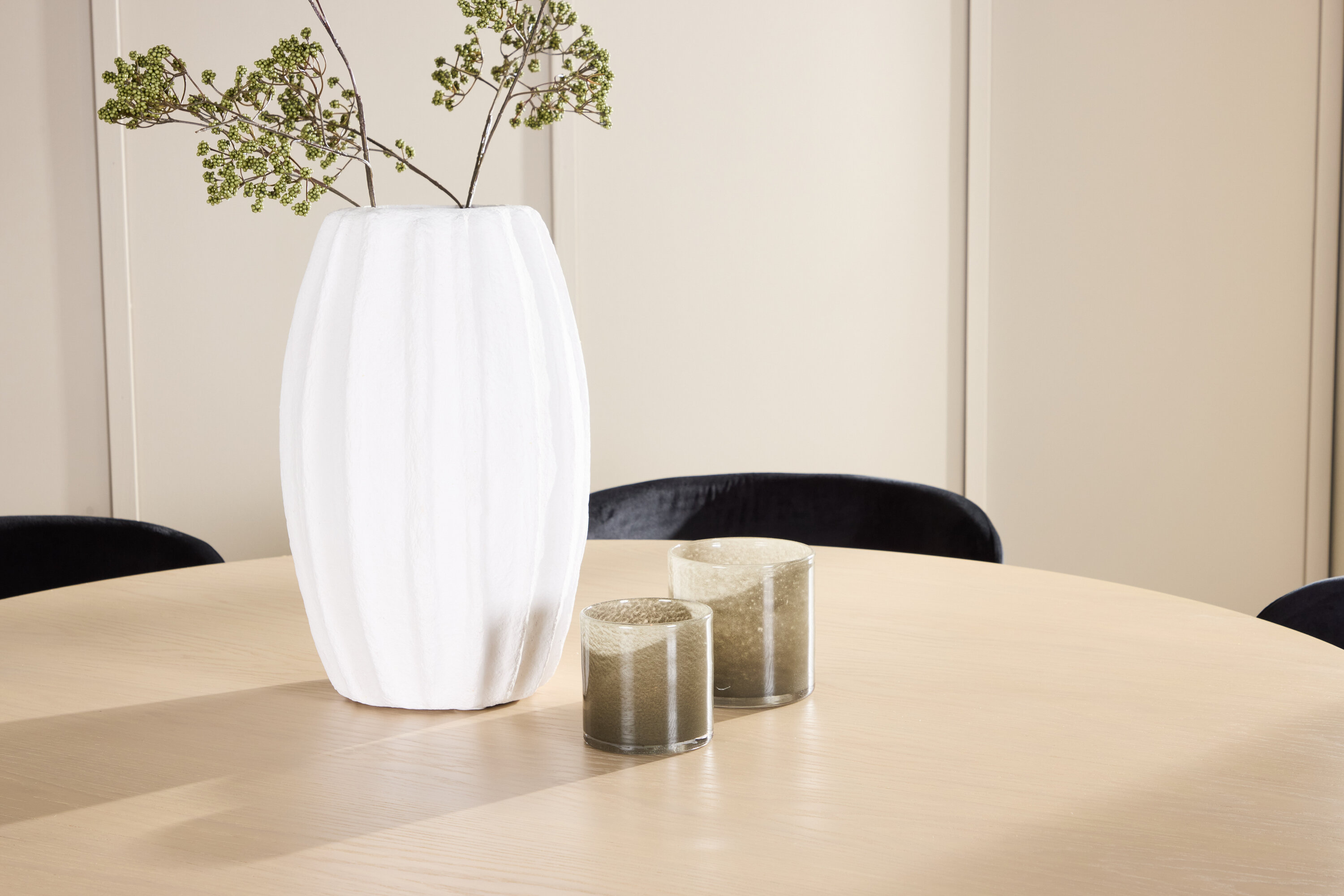 deLOHN Copenhagen, Edina Kör alakú étkezőgarnitúra