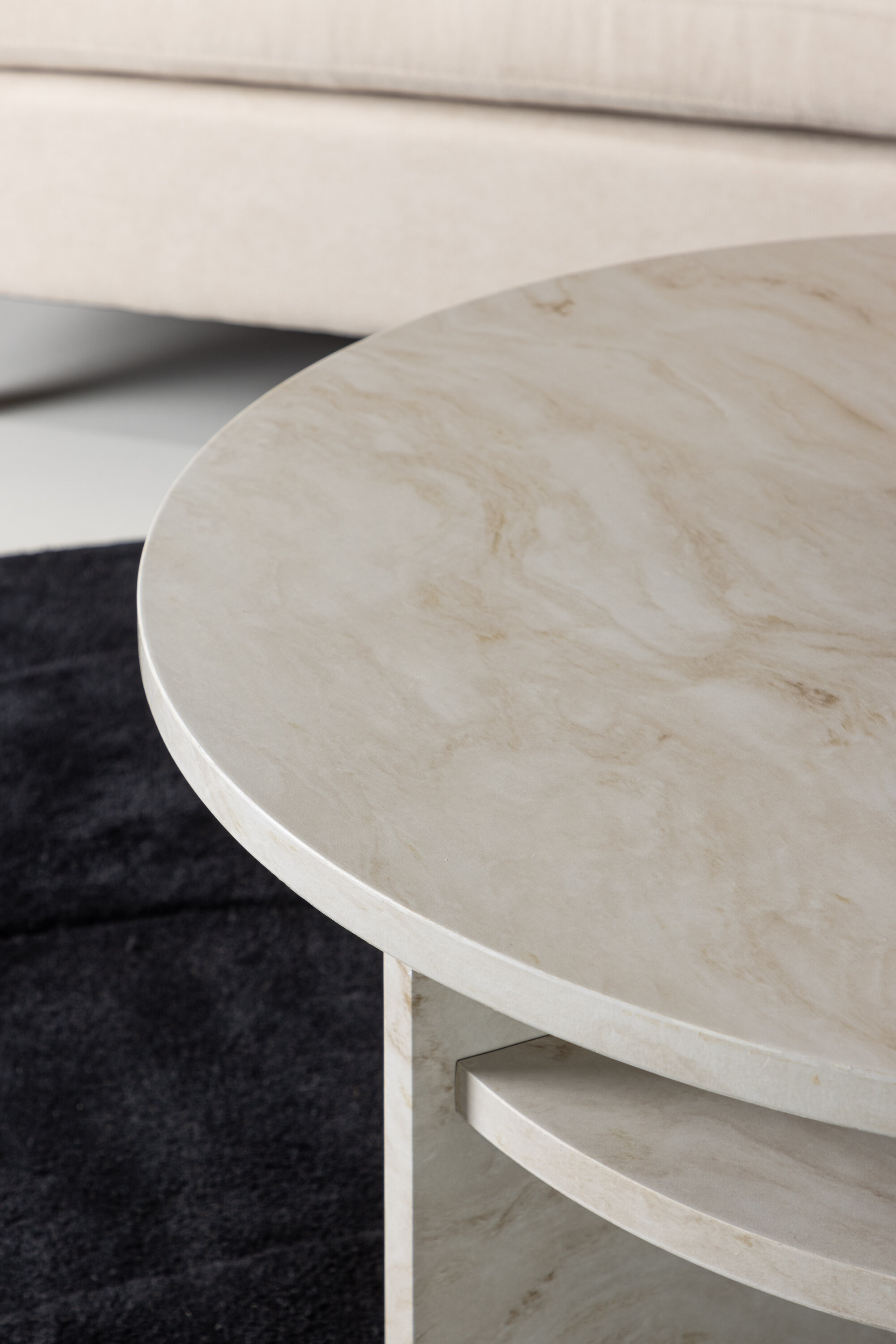 deLOHN Ålesund Dohányzóasztal