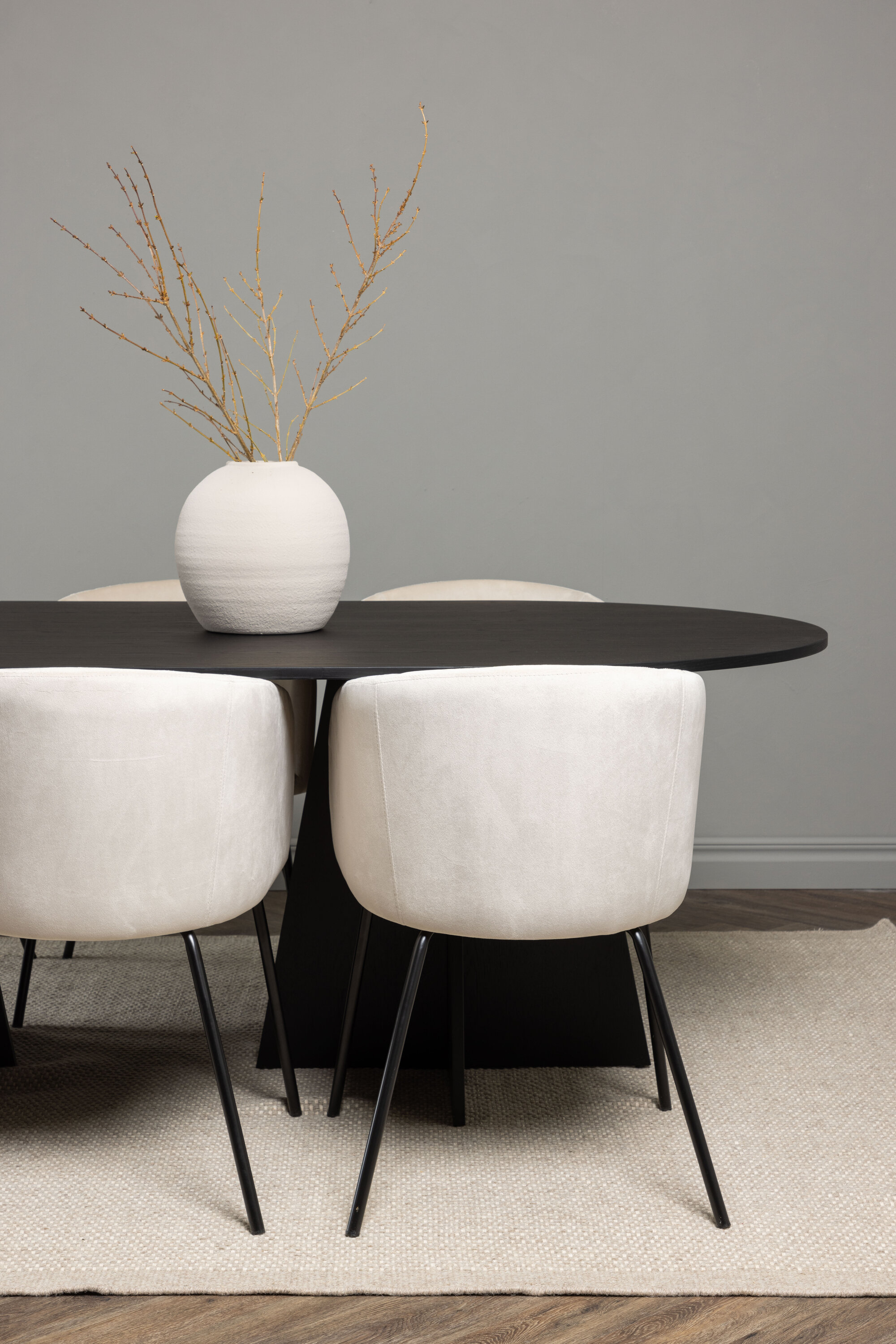 deLOHN Bootcut Oval, Berit Téglalap alakú étkezőgarnitúra