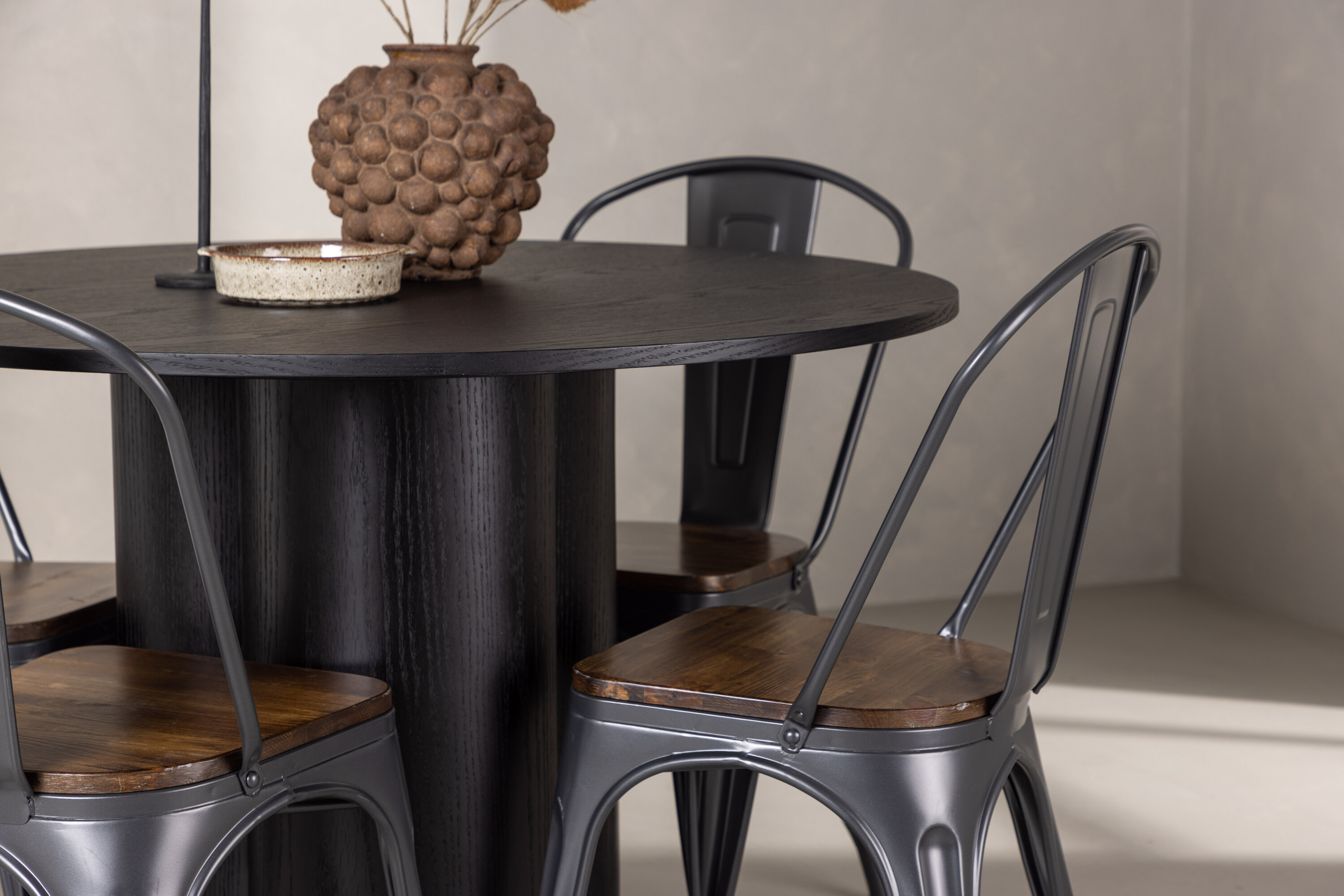 deLOHN Olivia, Tempe Kör alakú étkezőgarnitúra