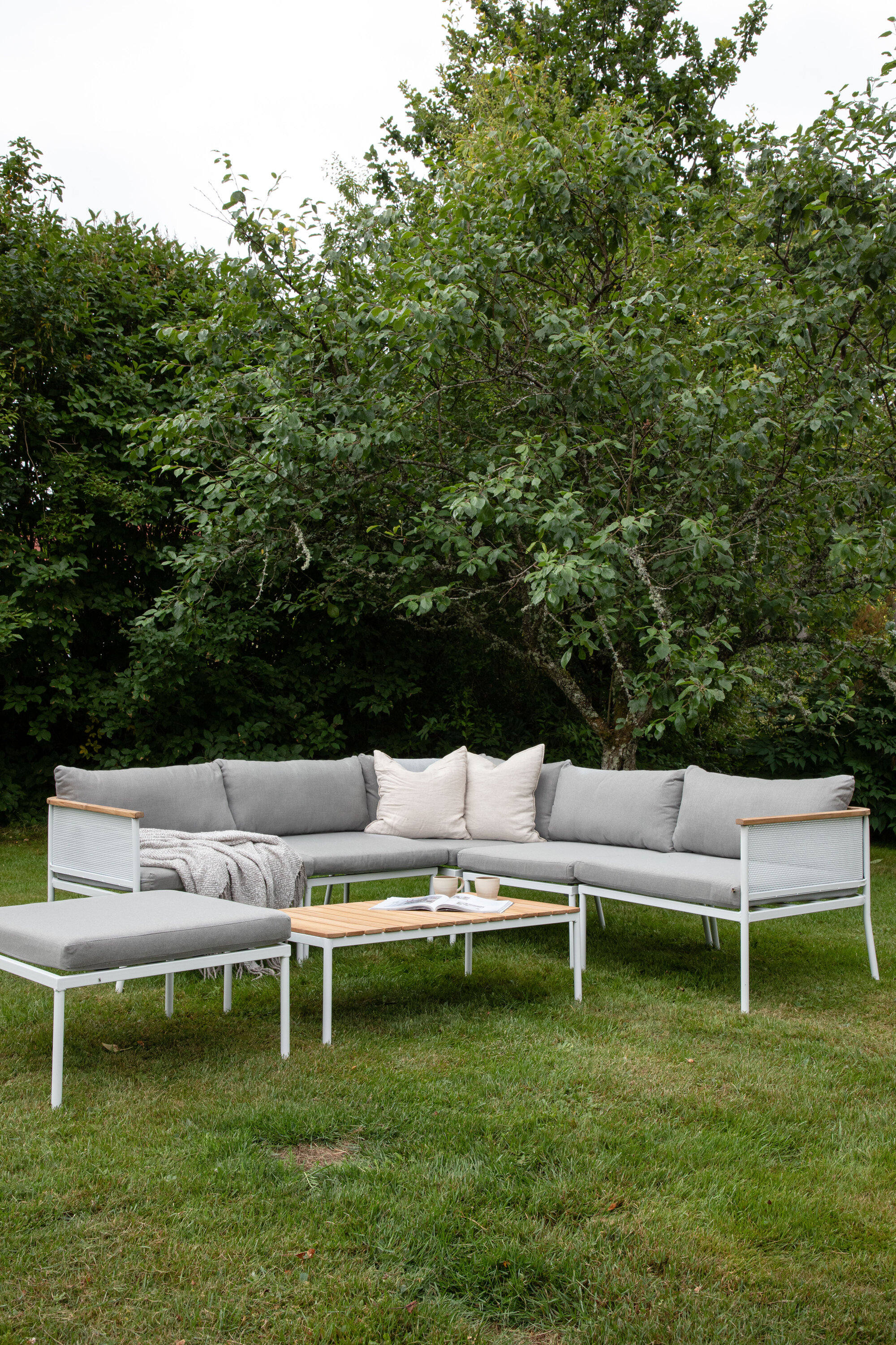 deLOHN Nettan Sarokkanapé garnitúra