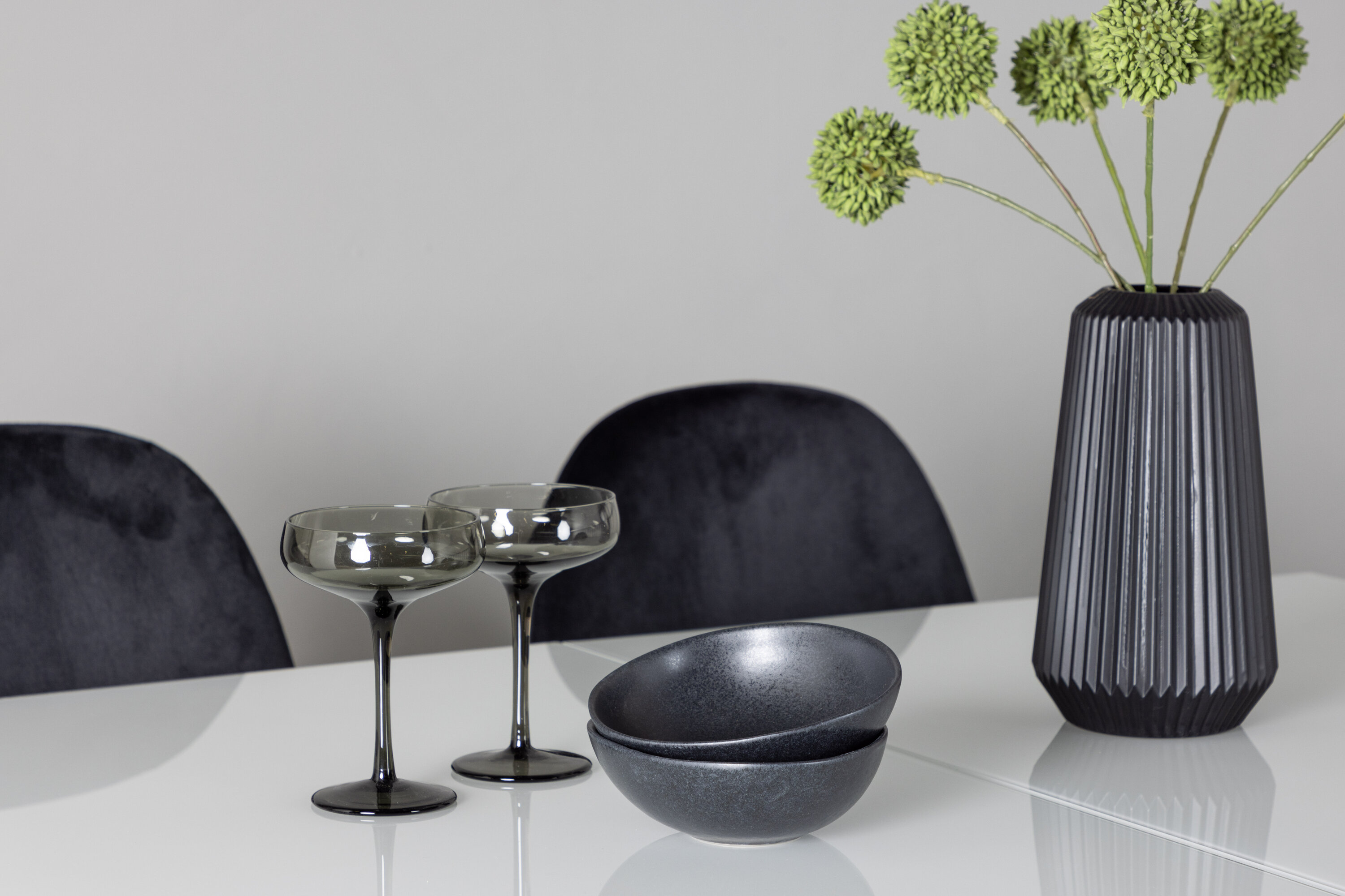 deLOHN Polar Téglalap alakú étkezőgarnitúra deLOHN Polar Téglalap alakú étkezőgarnitúra