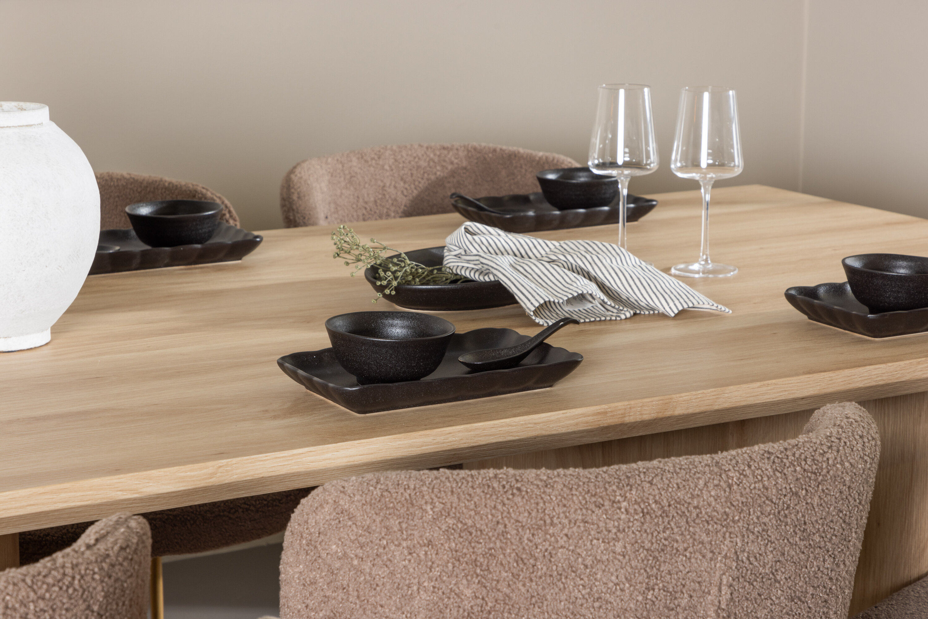 deLOHN Olivia, Modesto Téglalap alakú étkezőgarnitúra