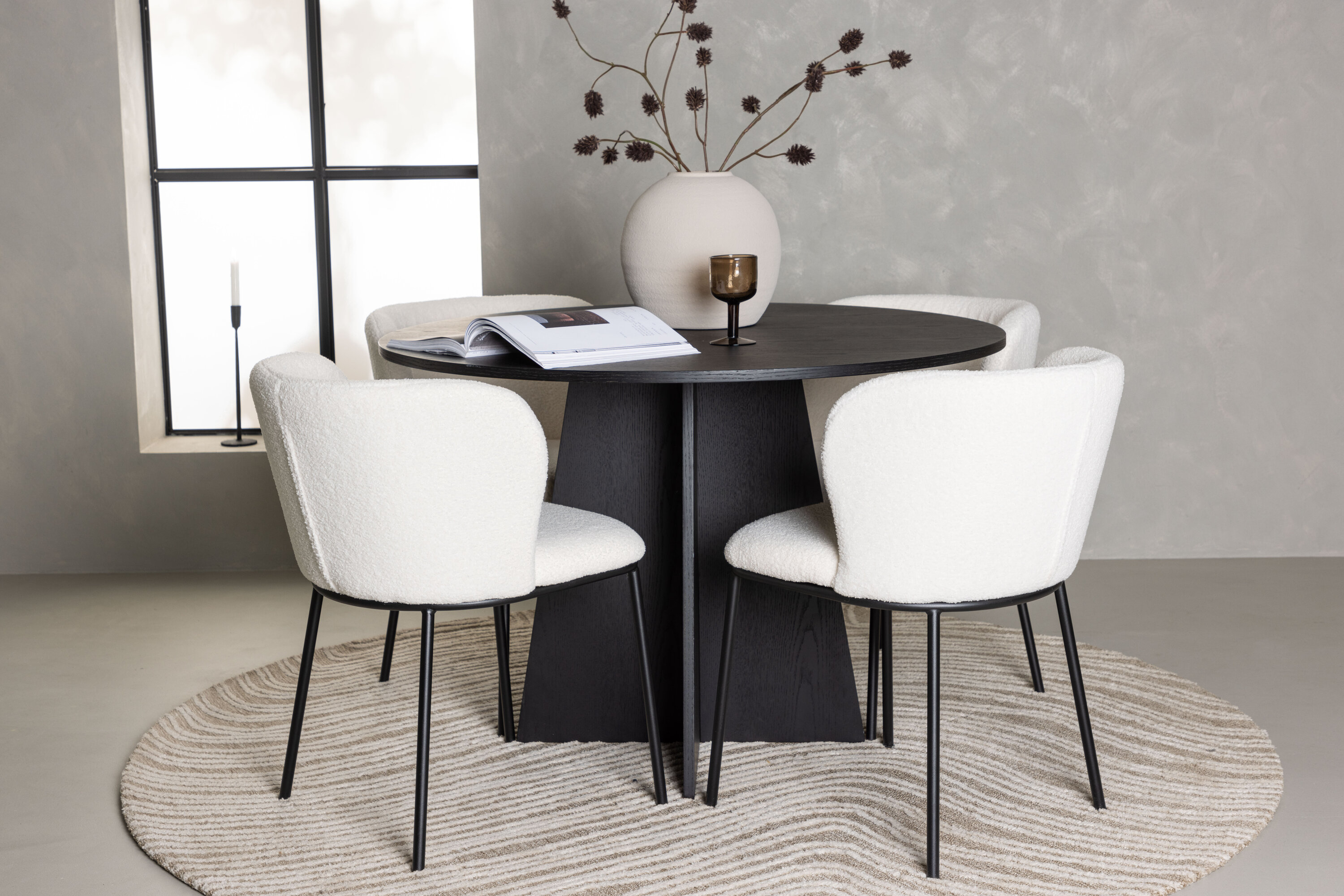 deLOHN Edina Kör alakú étkezőgarnitúra