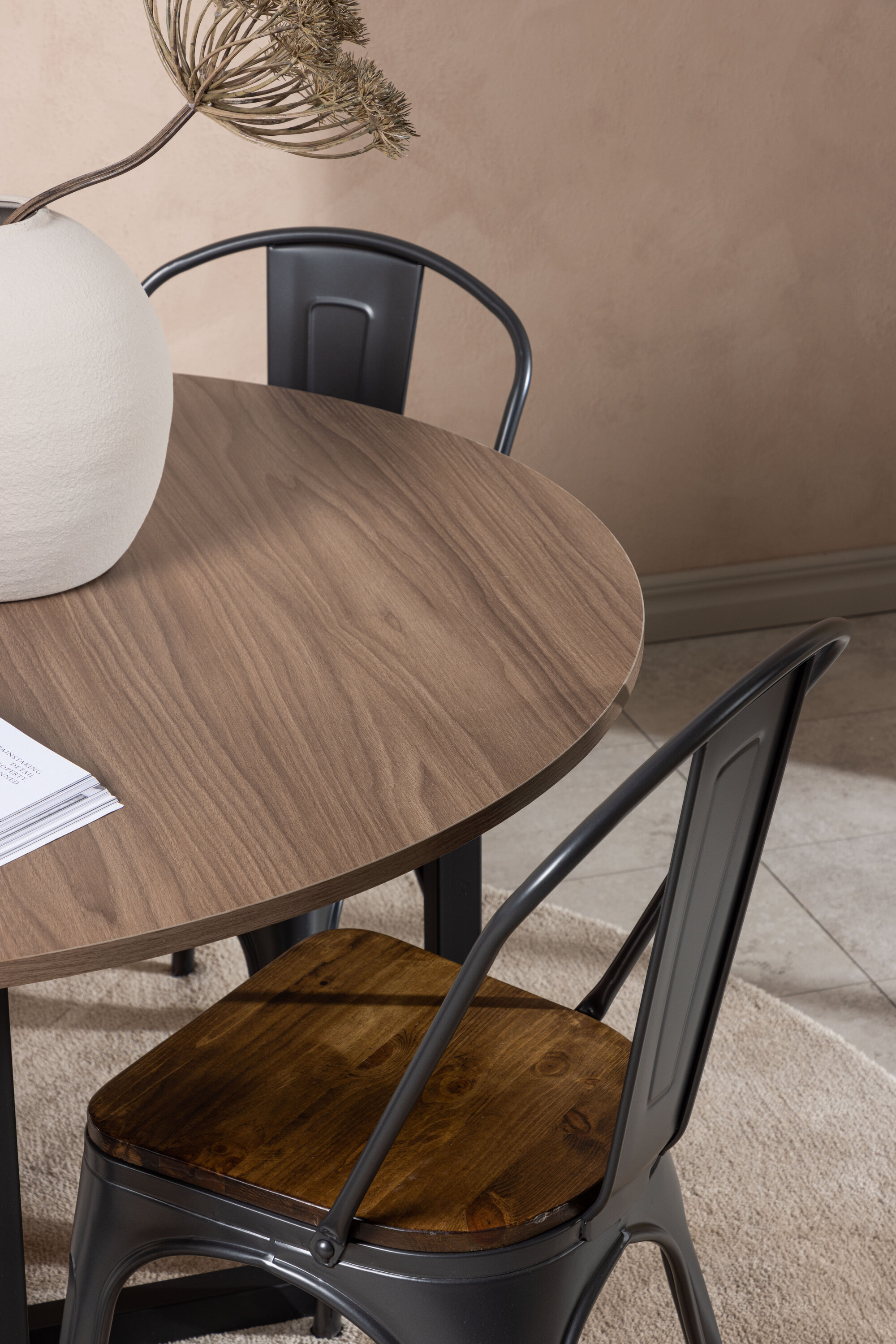 deLOHN Durango, Tempe Kör alakú étkezőgarnitúra