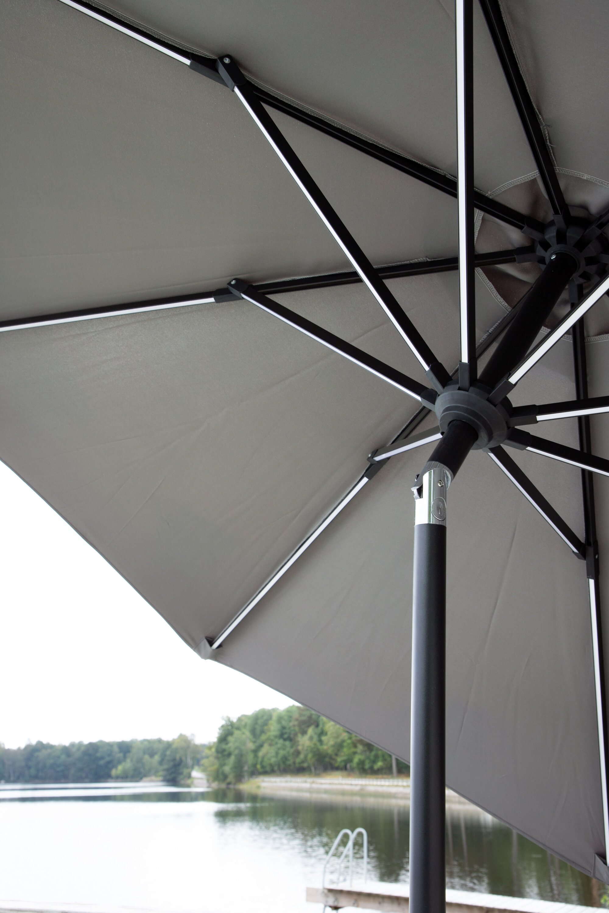 deLOHN Sabal Napernyő