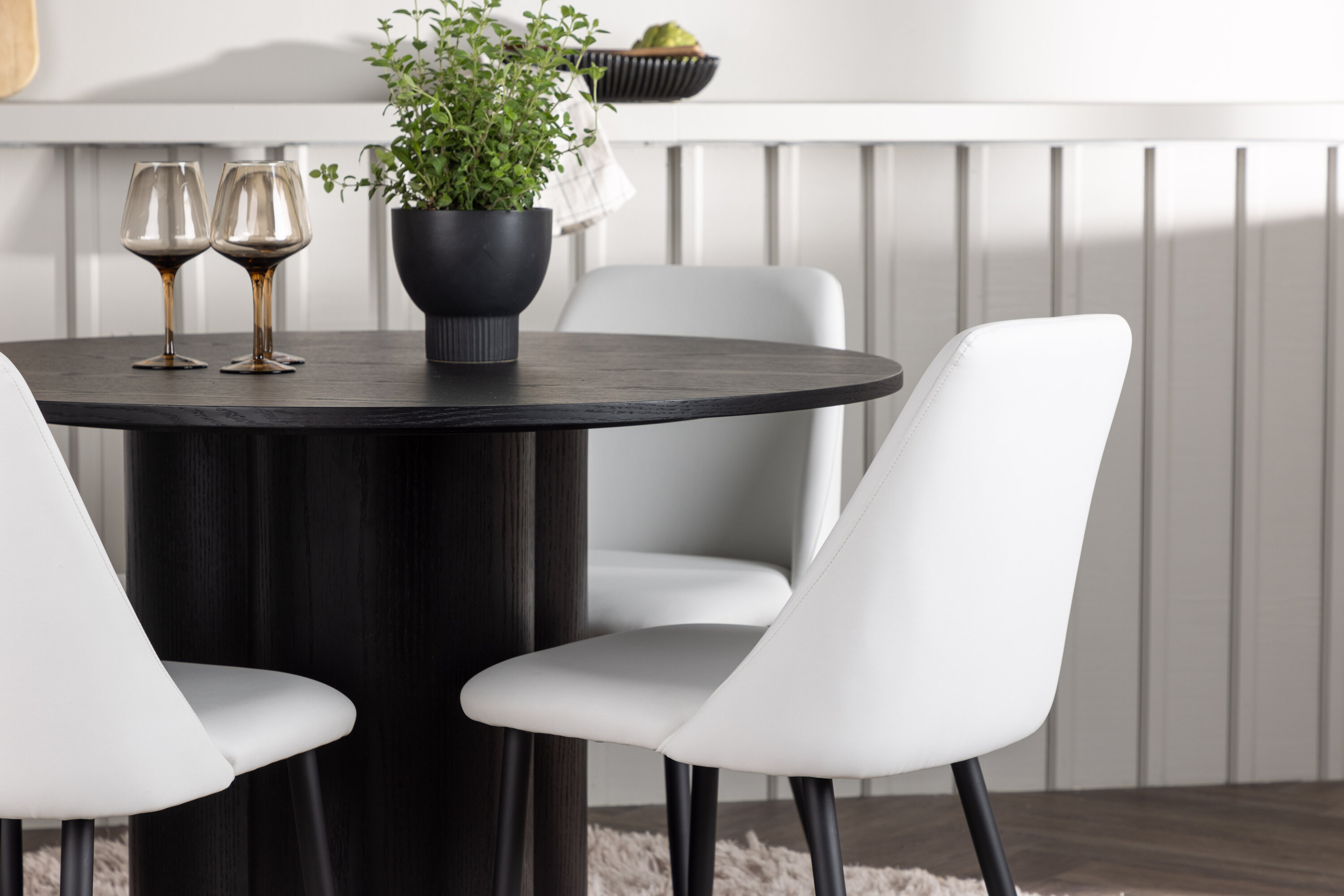 deLOHN Night Kör alakú étkezőgarnitúra