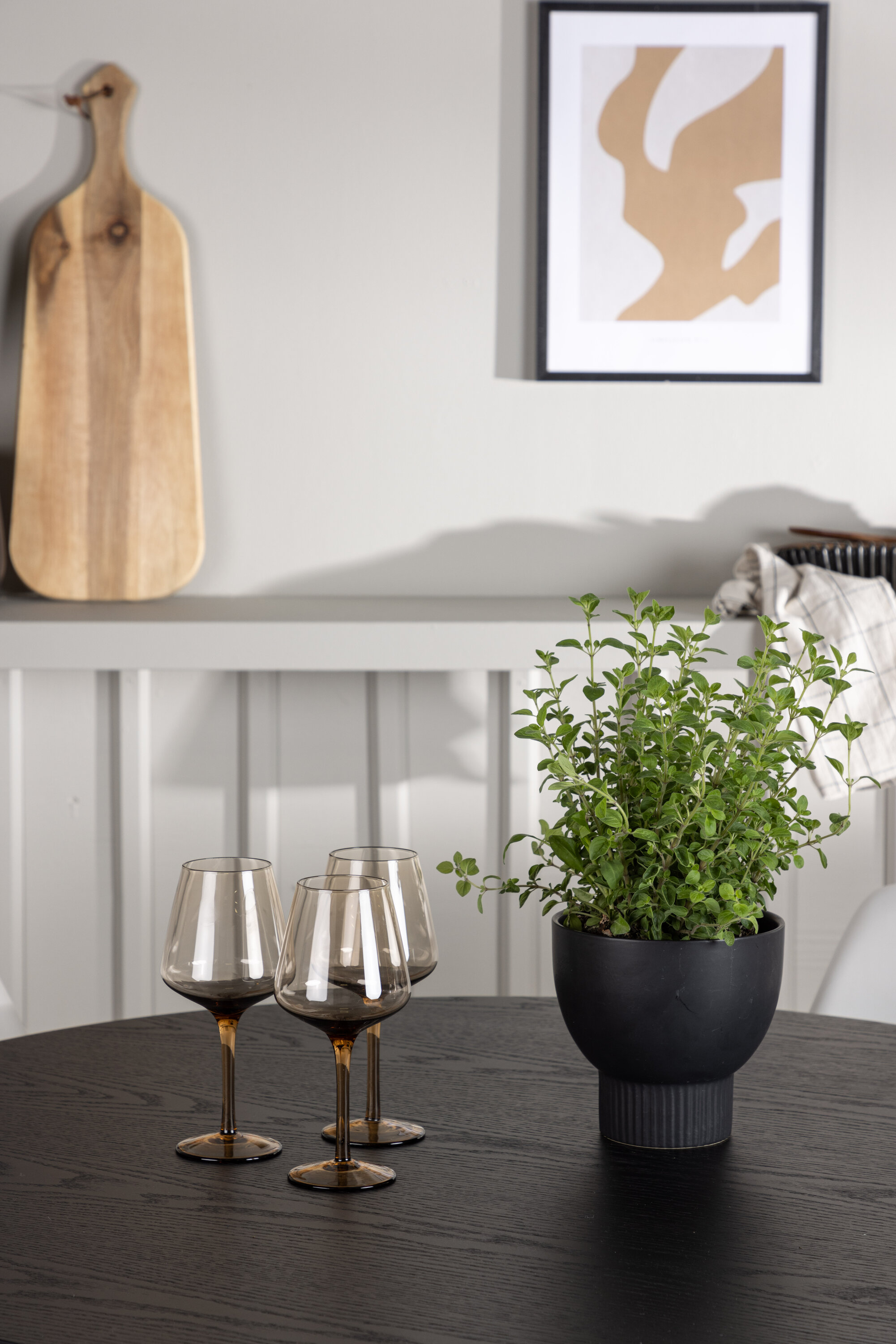 deLOHN Night Kör alakú étkezőgarnitúra