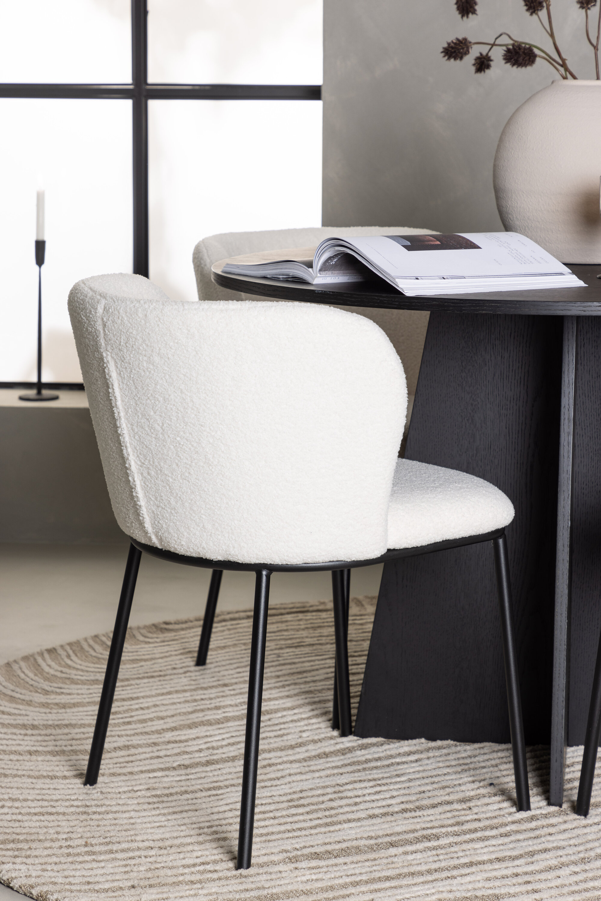 deLOHN Edina Kör alakú étkezőgarnitúra