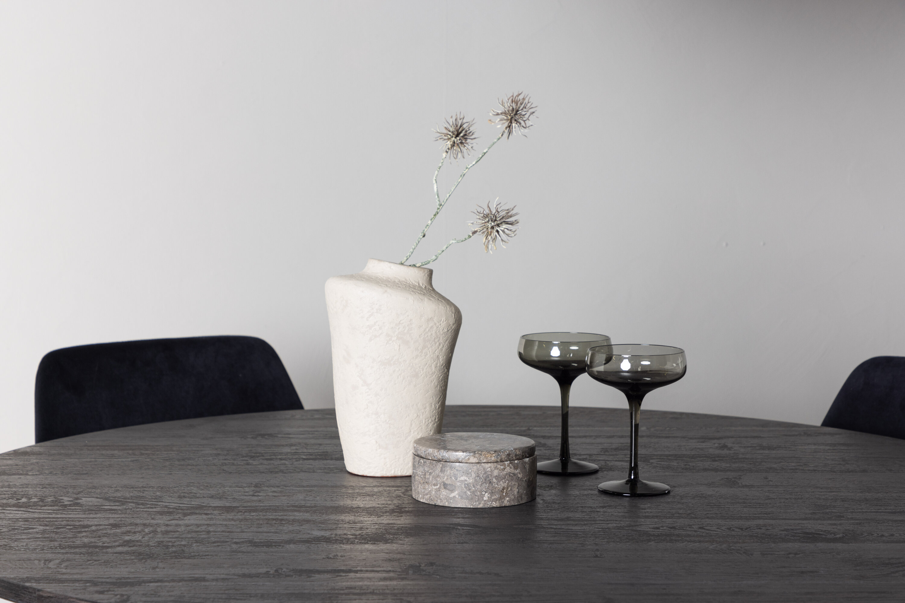 deLOHN Night Kör alakú étkezőgarnitúra