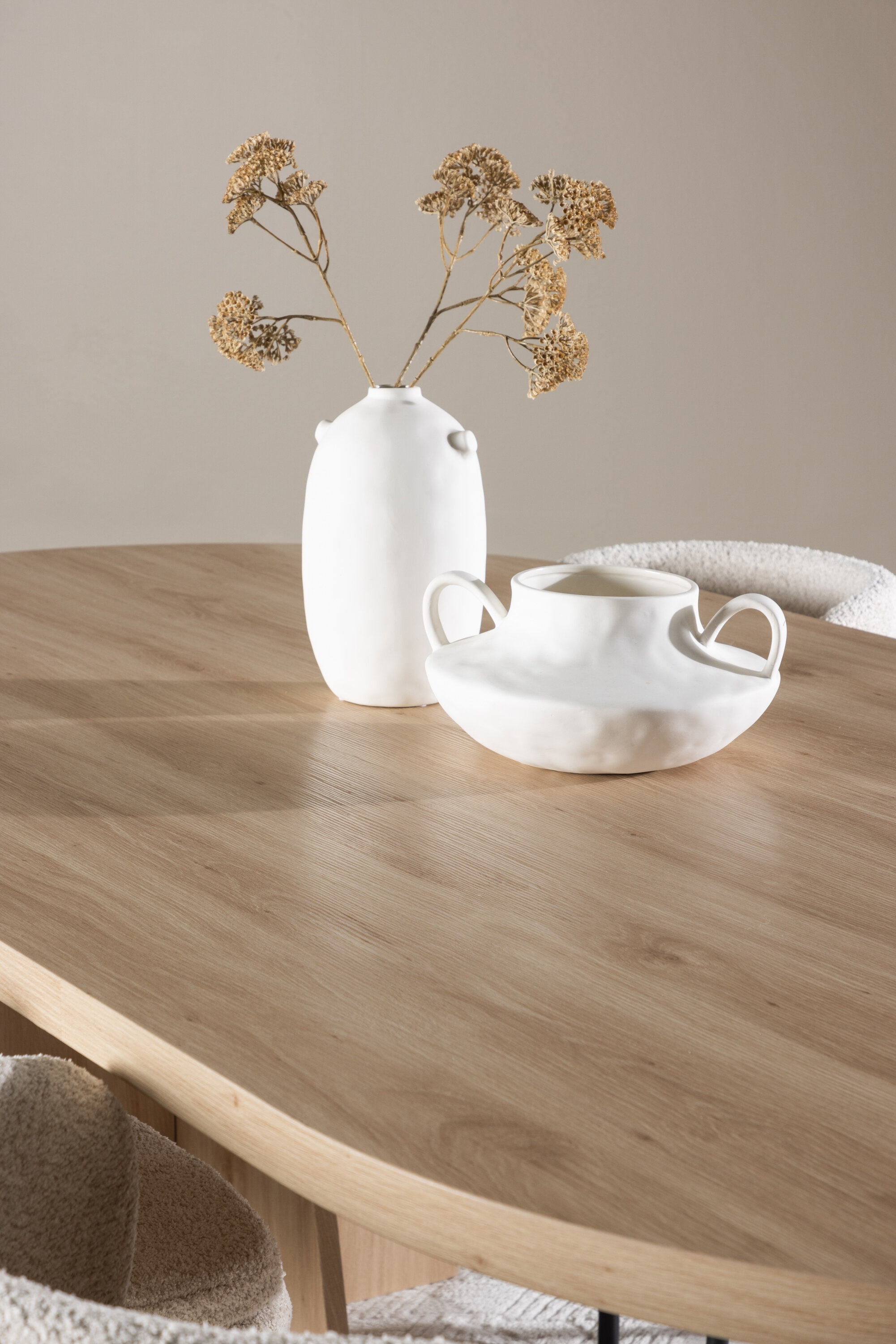 deLOHN Bootcut, Agnes Ovális étkezőgarnitúra