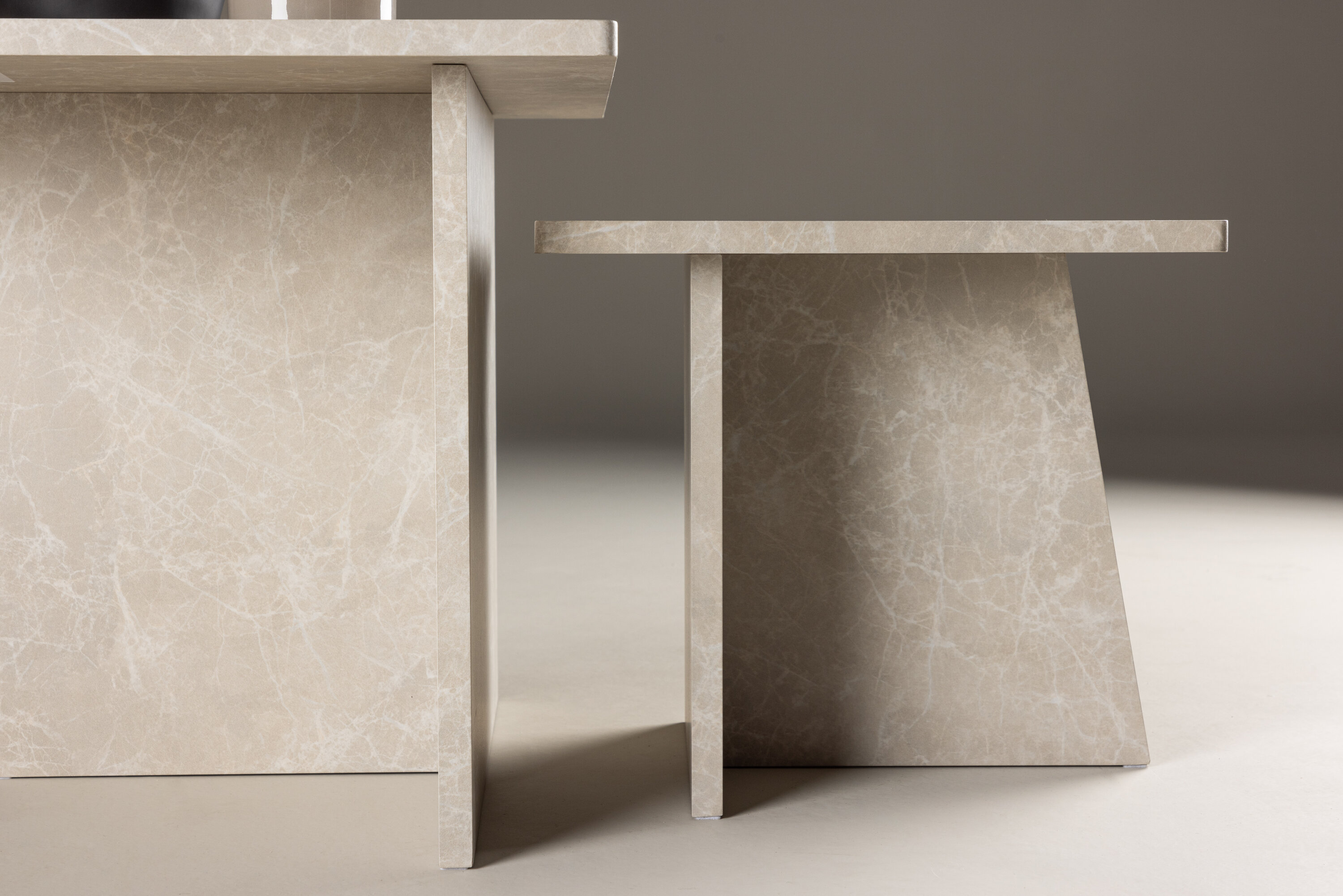 deLOHN Sala Dohányzóasztal