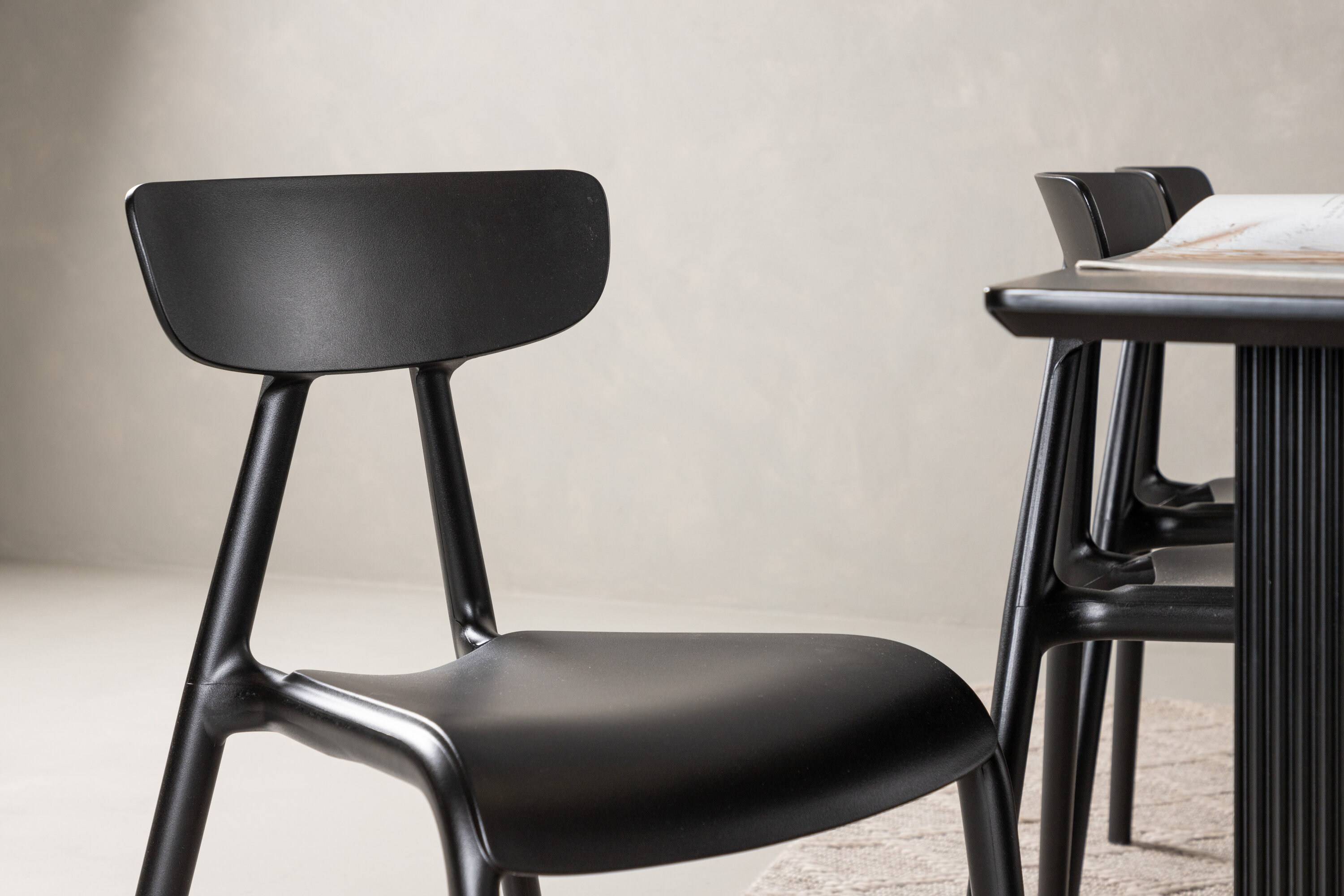 deLOHN Vail, Ursholmen Téglalap alakú étkezőgarnitúra