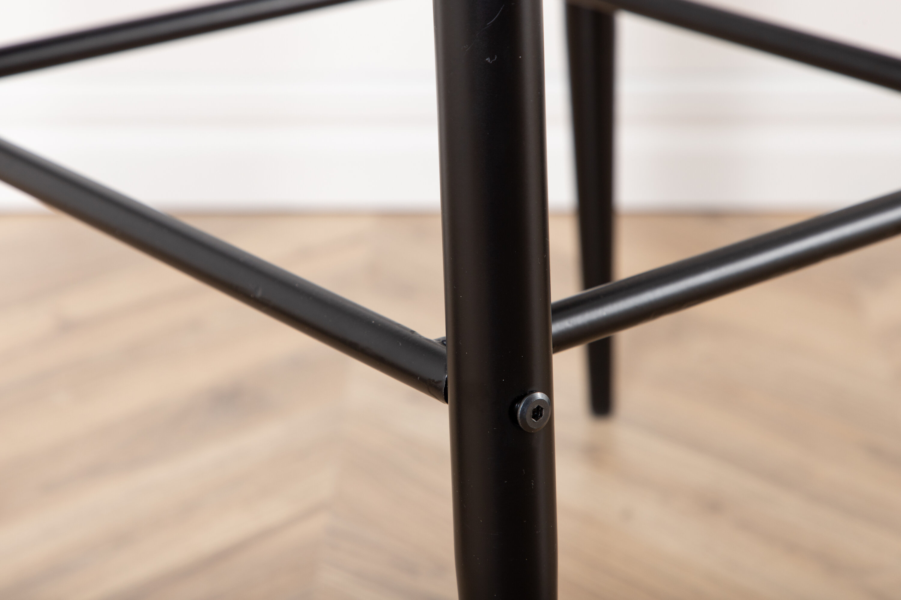 deLOHN Plaza Bárszék