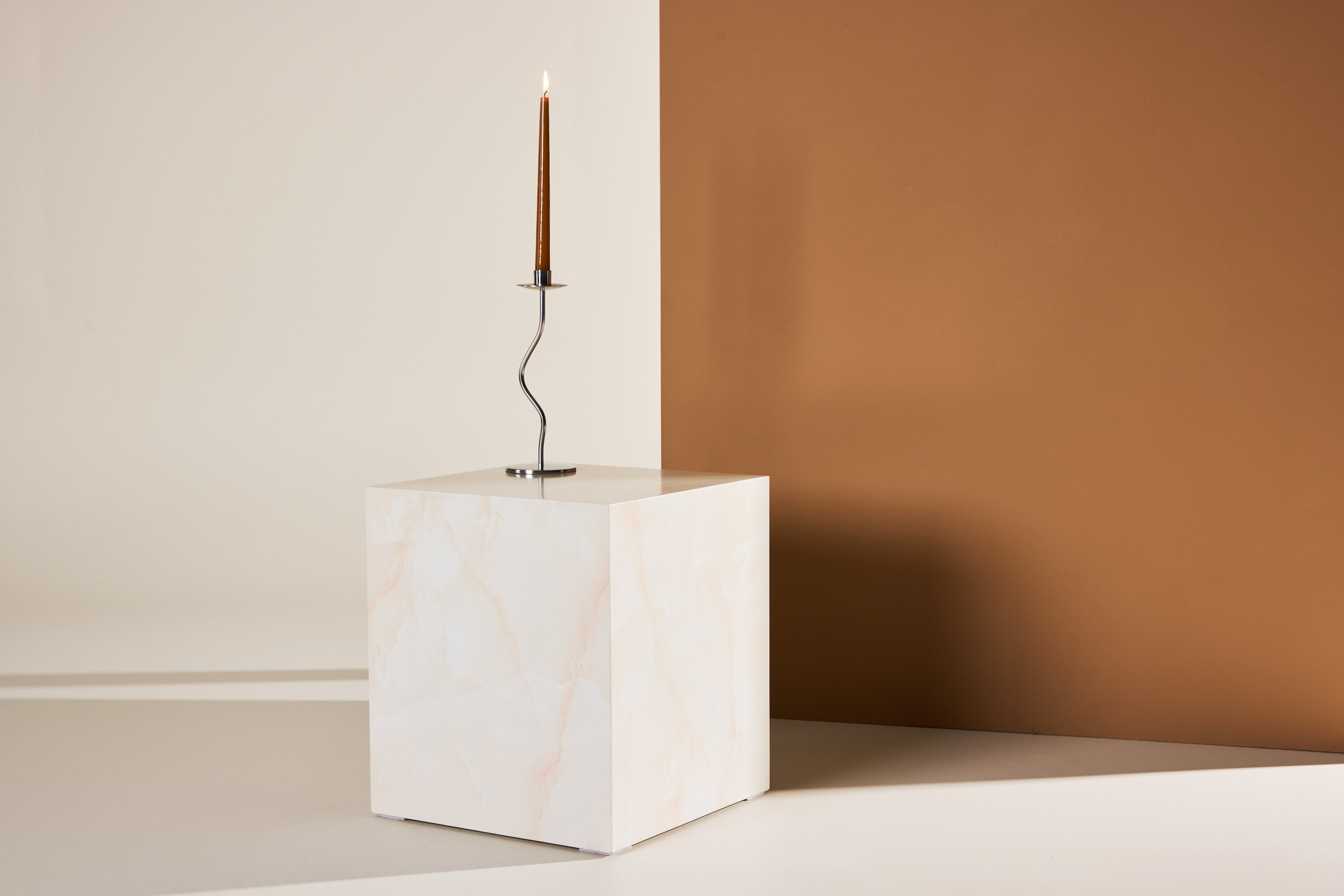 deLOHN York Dohányzóasztal