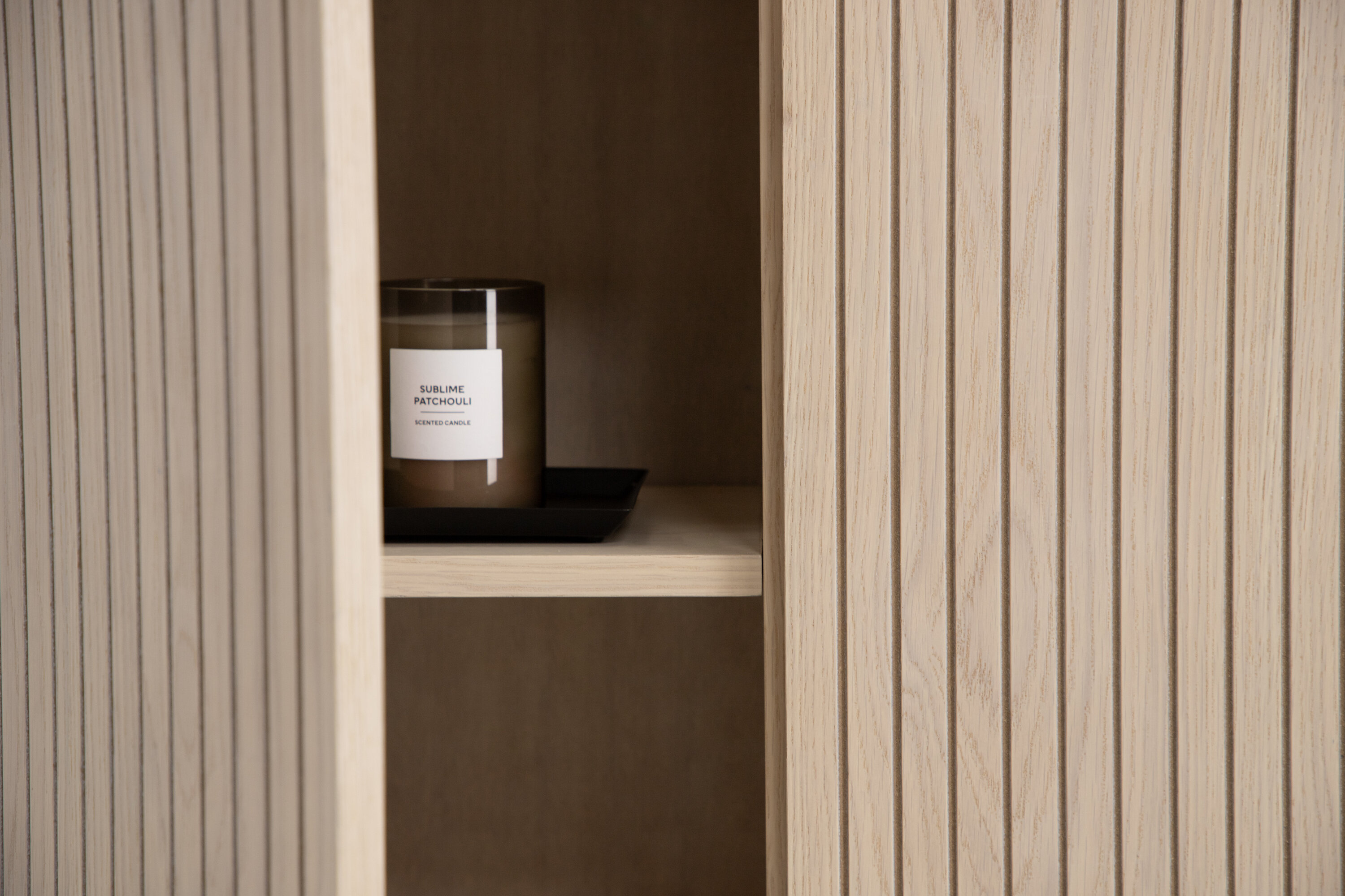 deLOHN Björkön Tárolószekrény