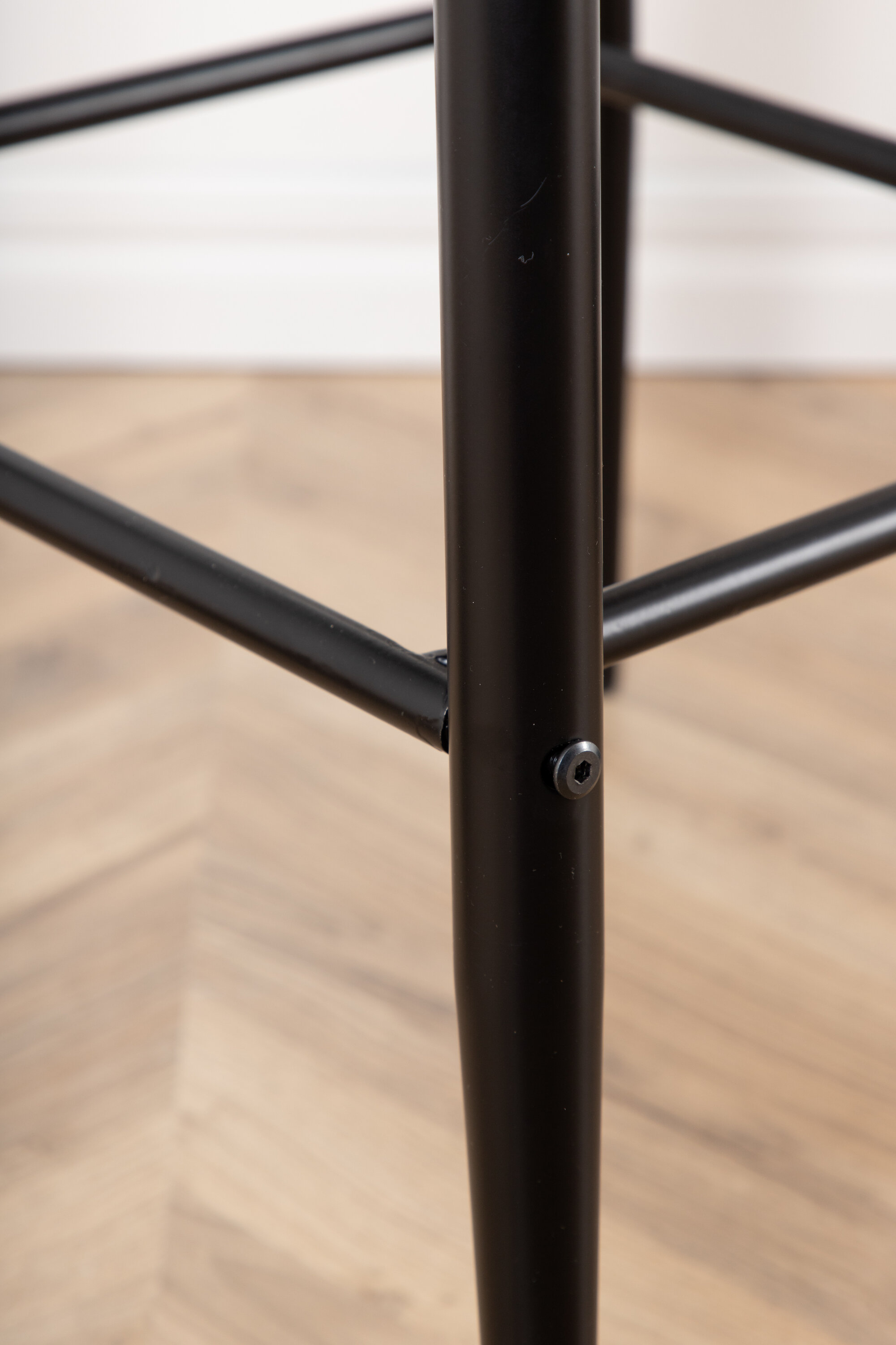 deLOHN Plaza Bárszék