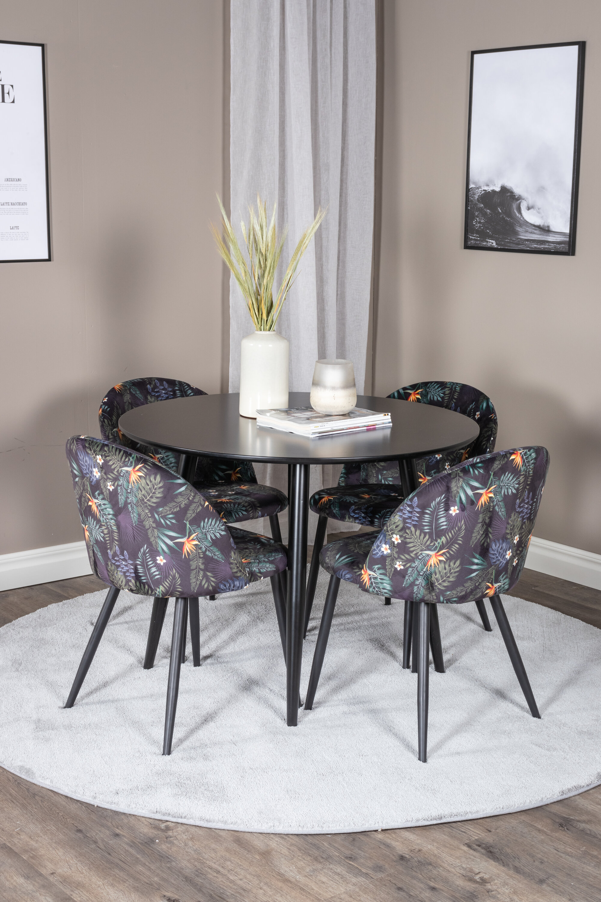 deLOHN Velvet, Plaza Kör alakú étkezőgarnitúra