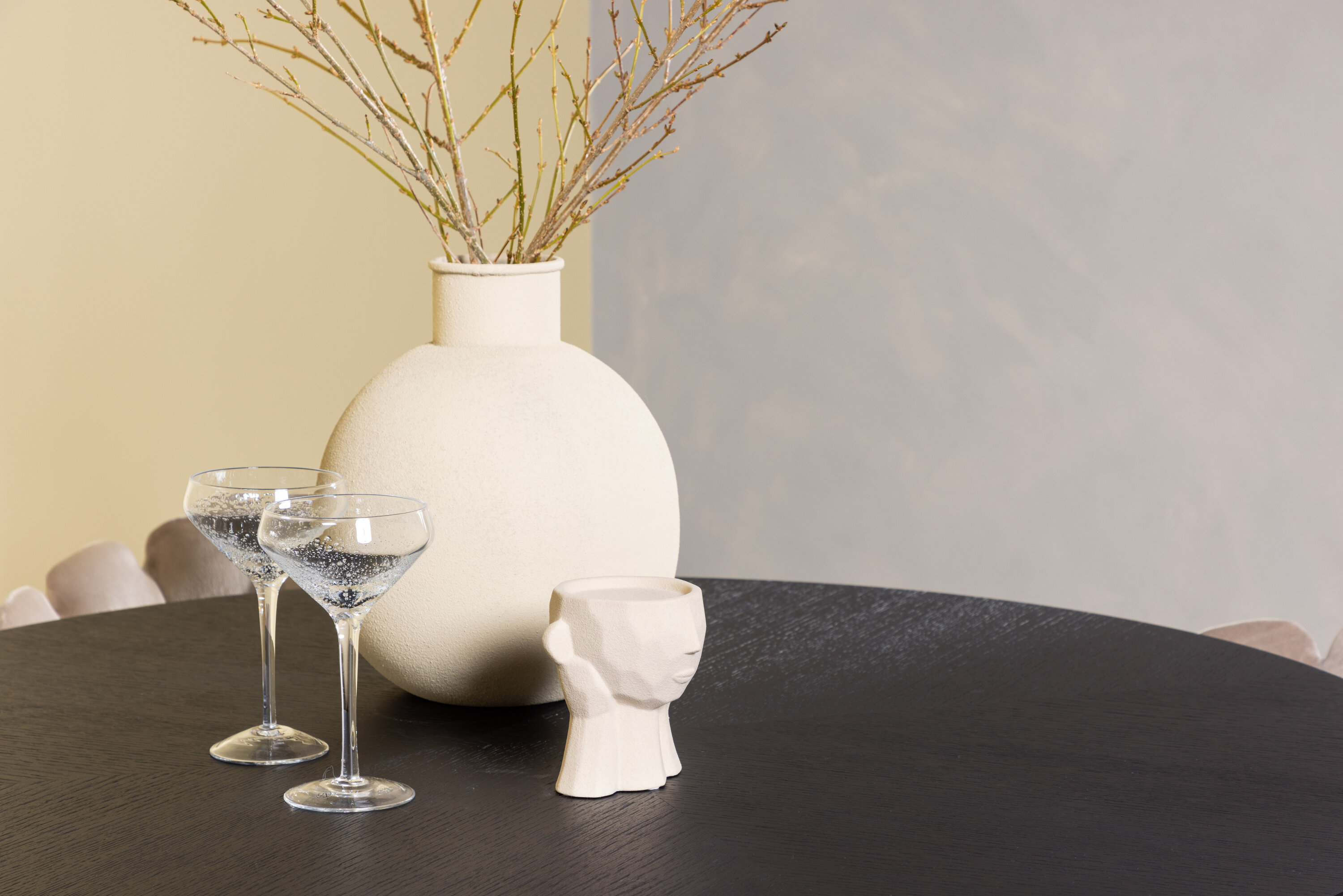 deLOHN Copenhagen, Limhamn Kör alakú étkezőgarnitúra deLOHN Copenhagen, Limhamn Kör alakú étkezőgarnitúra