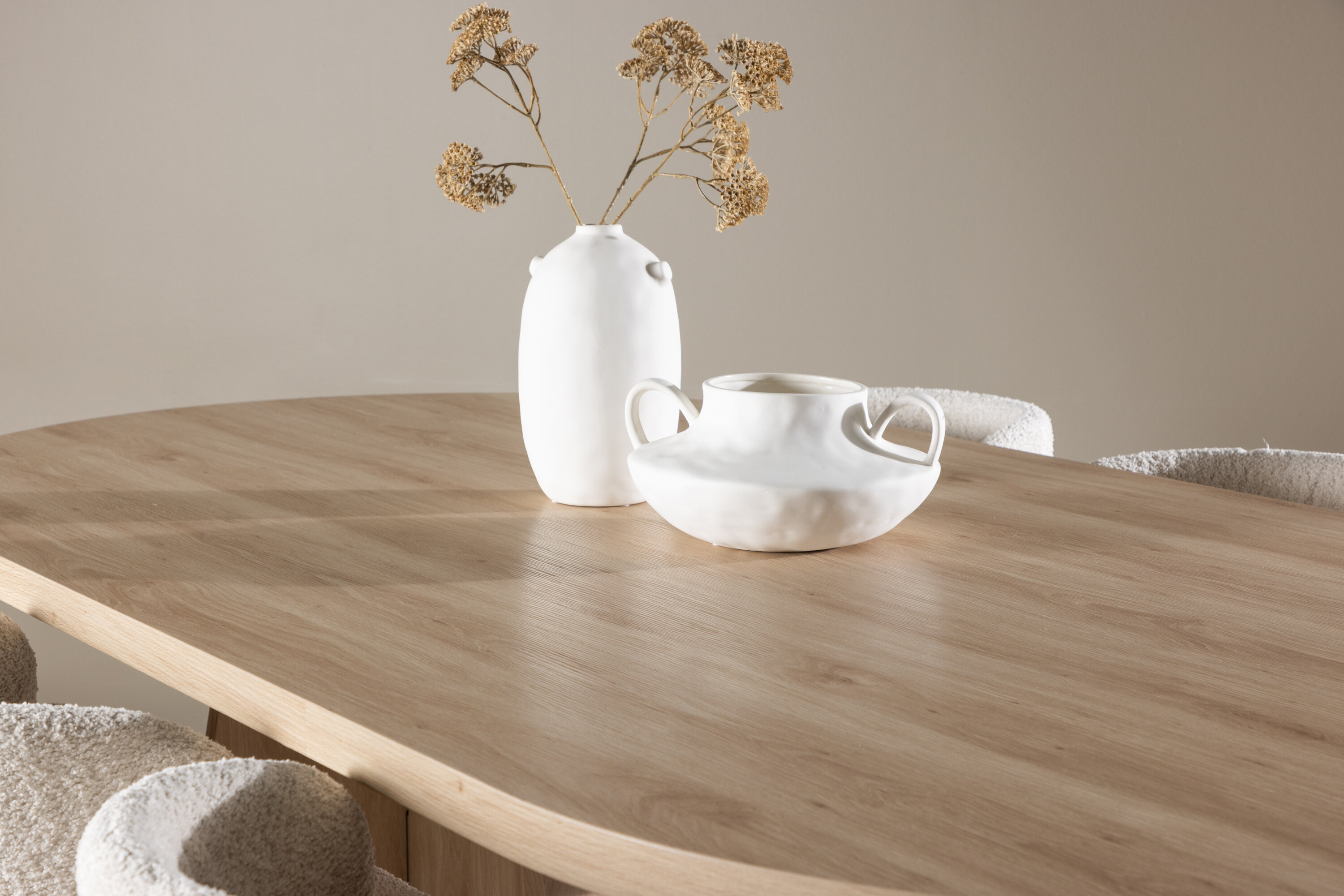 deLOHN Bootcut, Agnes Ovális étkezőgarnitúra