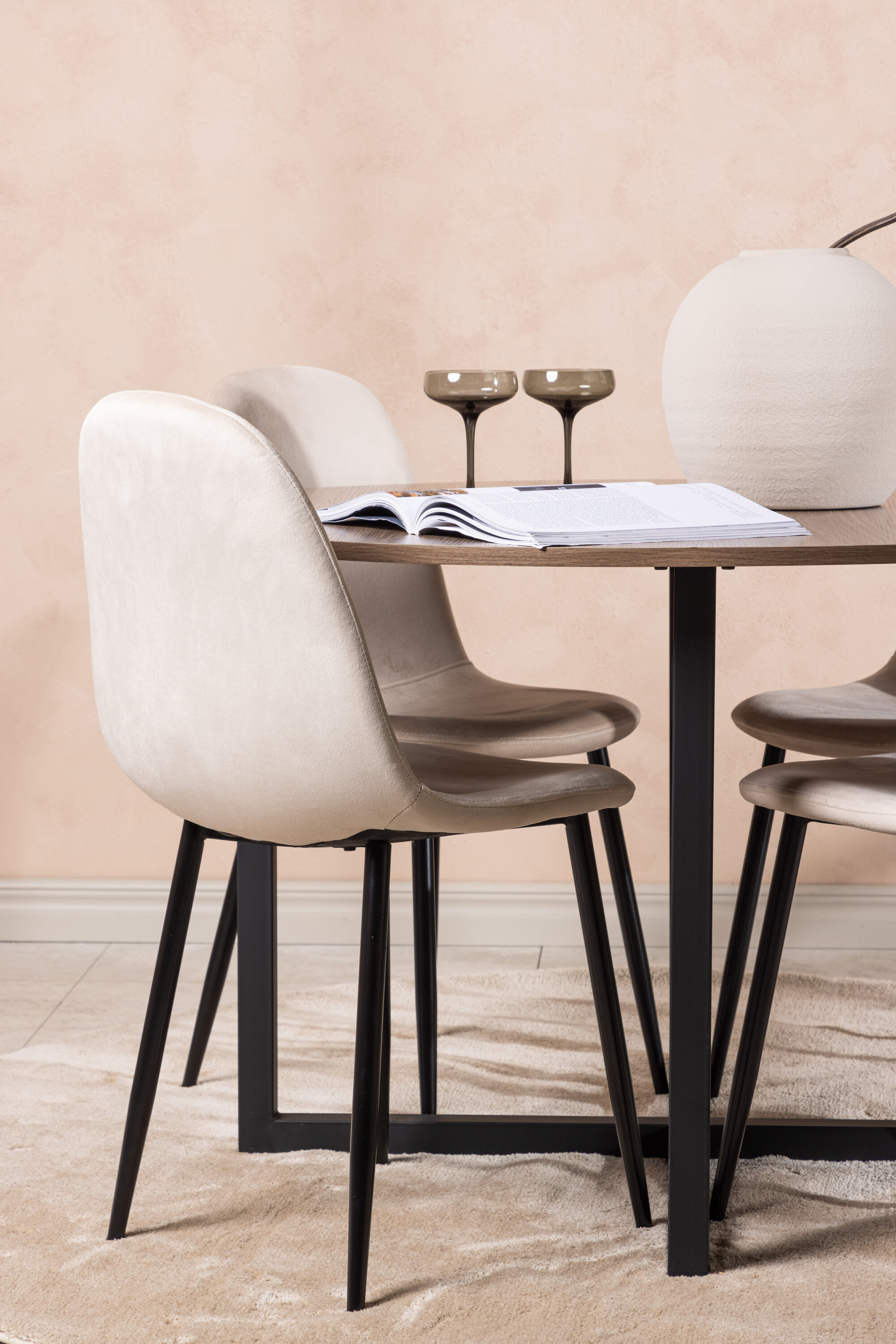 deLOHN Durango, Polar Kör alakú étkezőgarnitúra