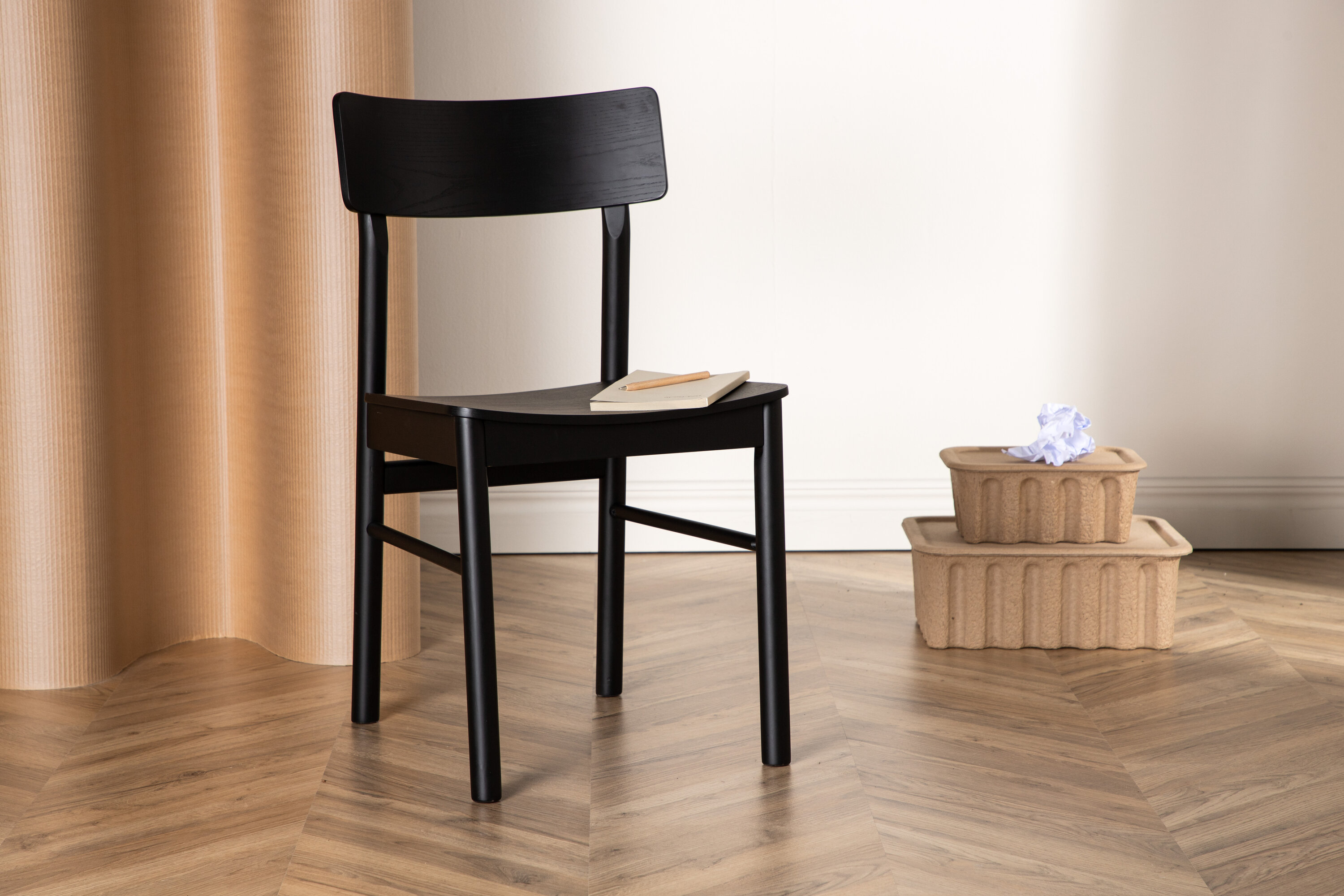 deLOHN Montros Étkezőszék deLOHN Montros Étkezőszék