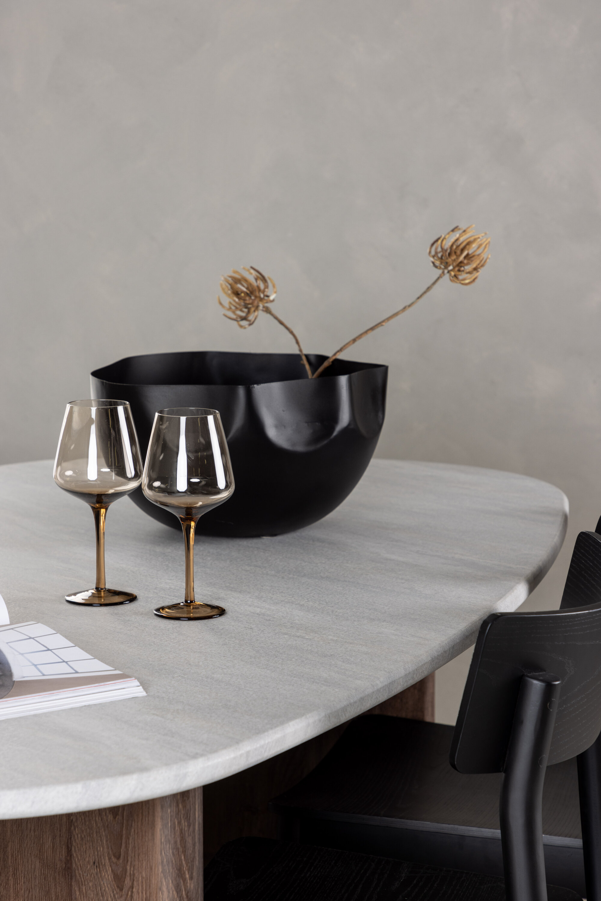 deLOHN Montros Ovális étkezőgarnitúra