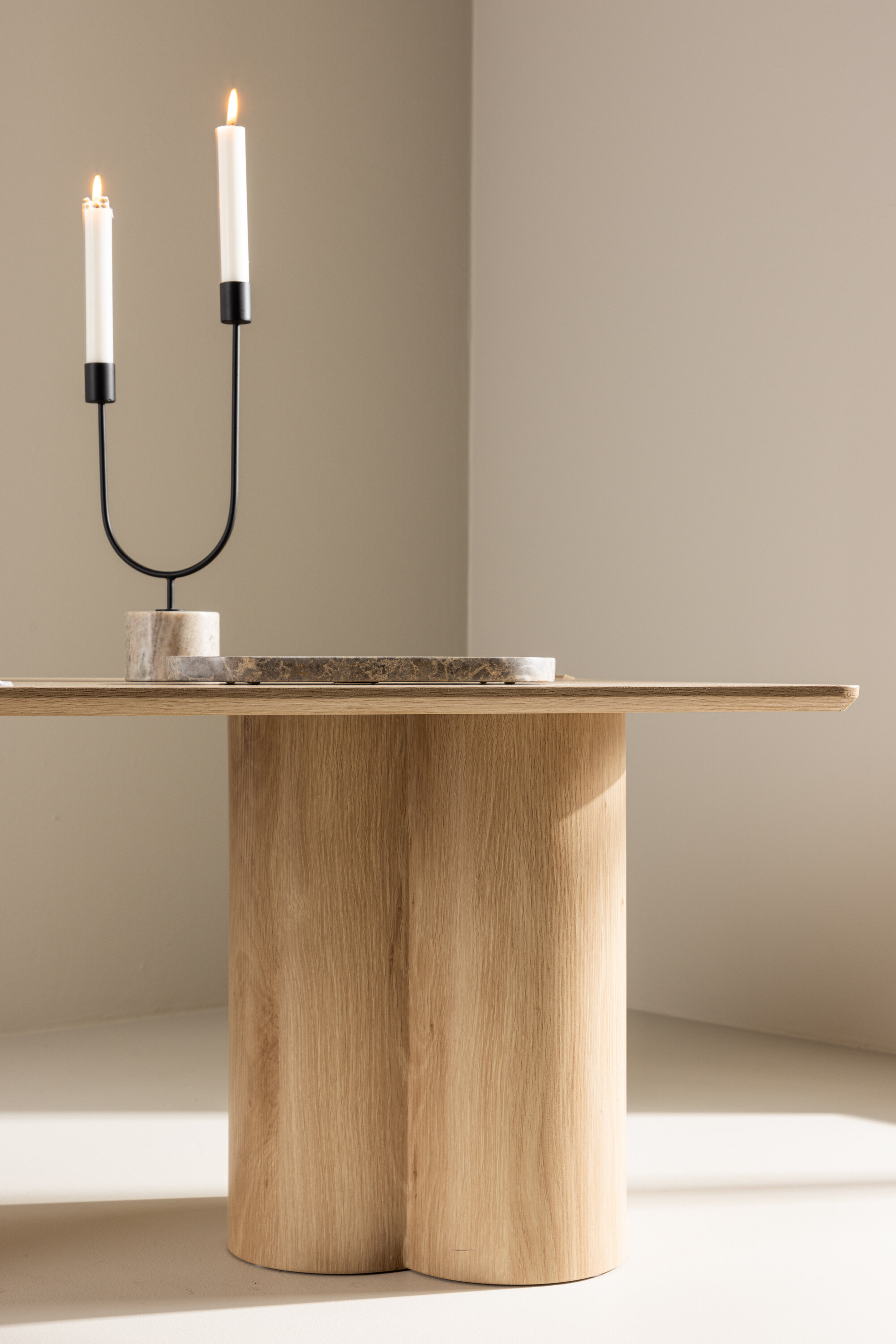 deLOHN Olivia Dohányzóasztal