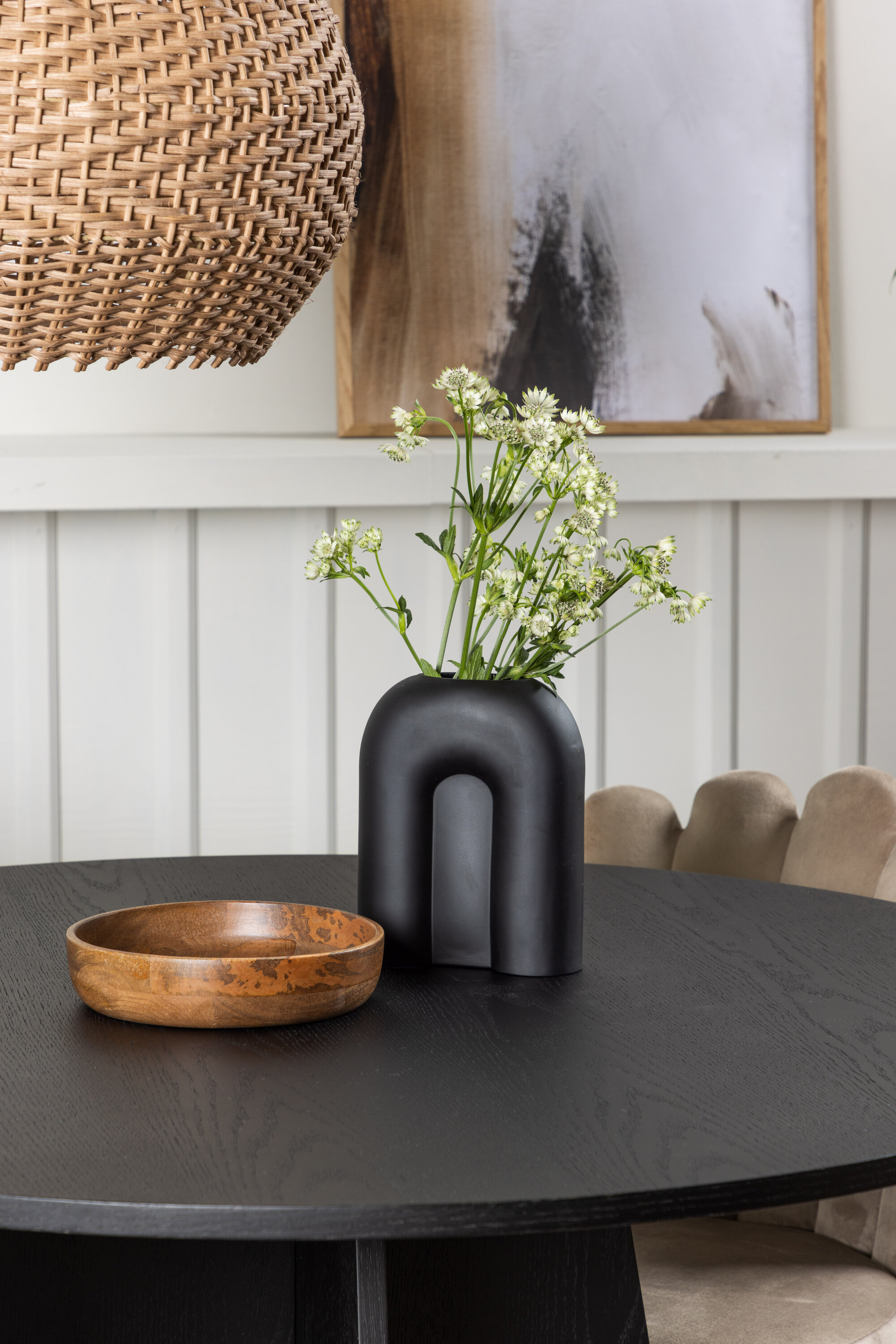 deLOHN Bootcut Round, Limhamn Kör alakú étkezőgarnitúra