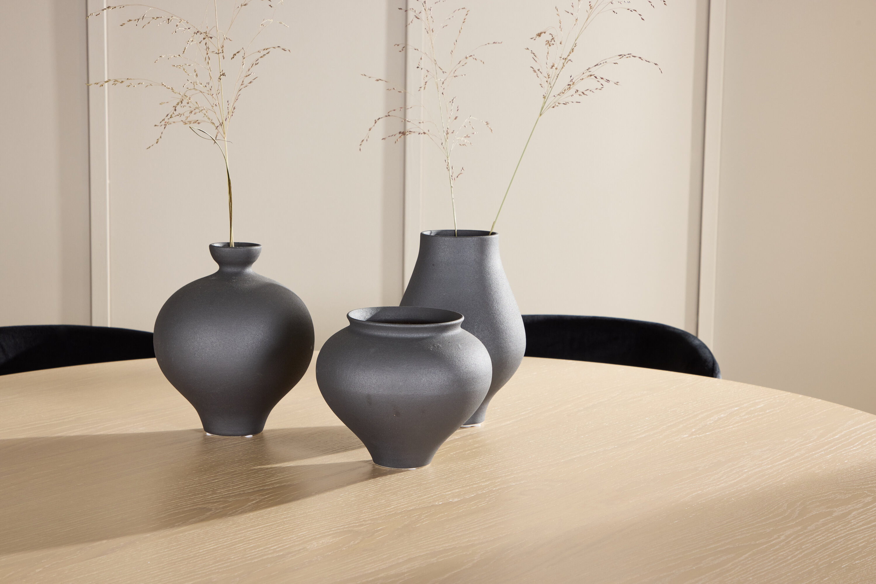 deLOHN Copenhagen, Edina Kör alakú étkezőgarnitúra