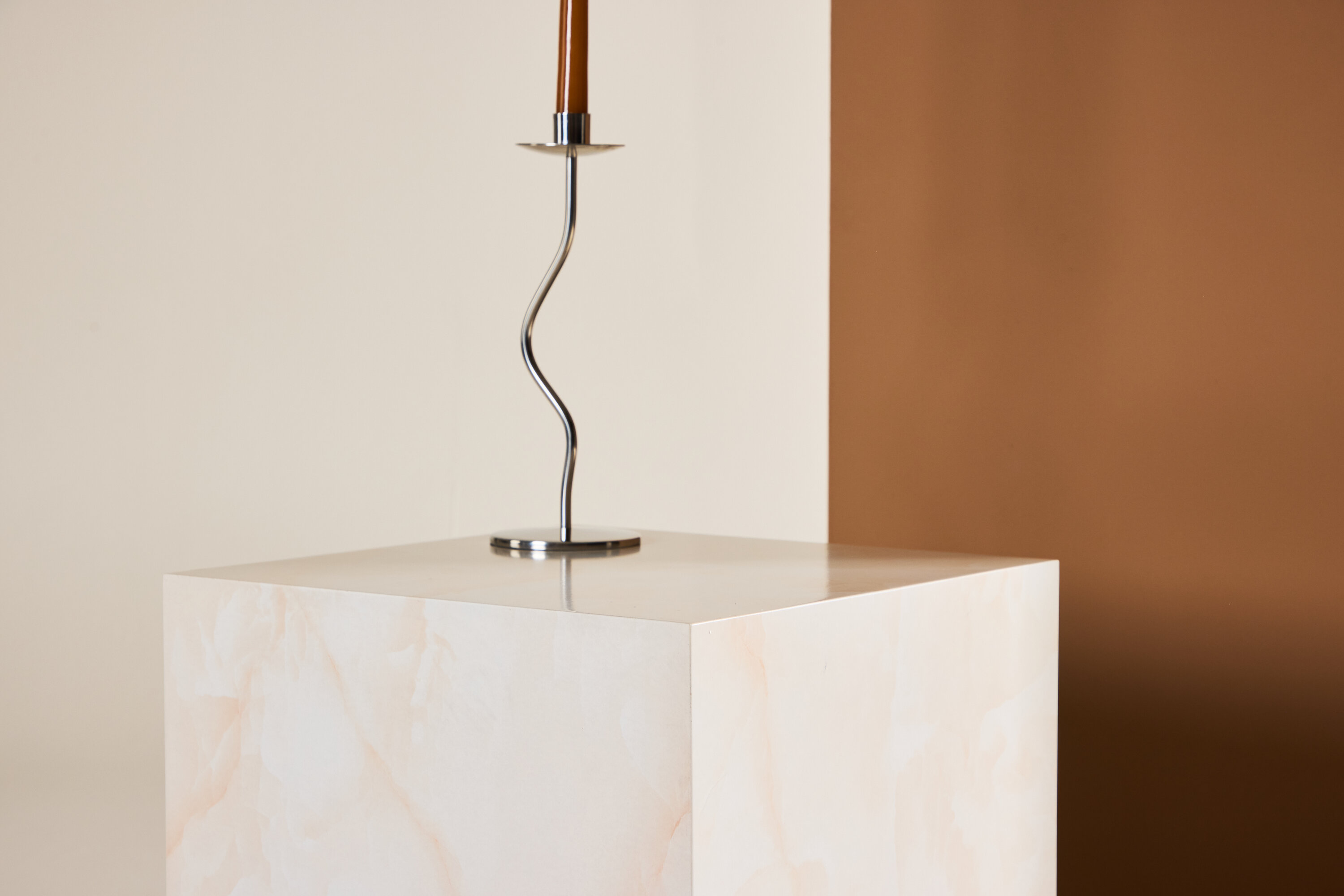 deLOHN York Dohányzóasztal