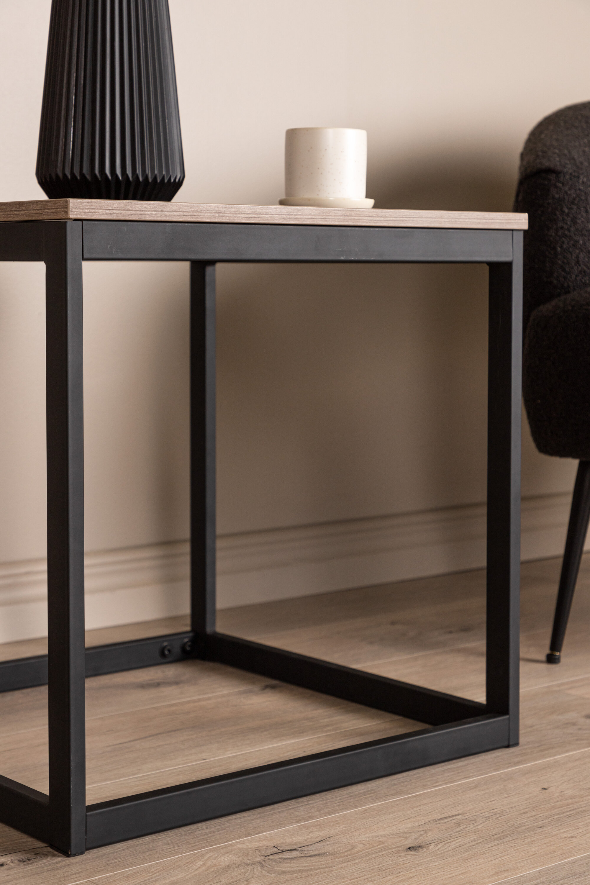 deLOHN Arbor Kisasztal