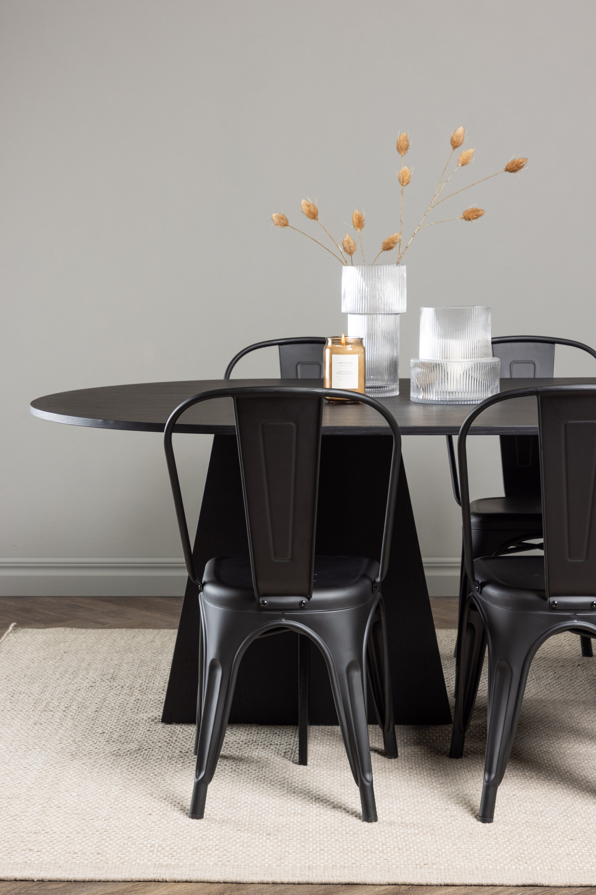 deLOHN Bootcut Oval, Tempe Ovális étkezőgarnitúra