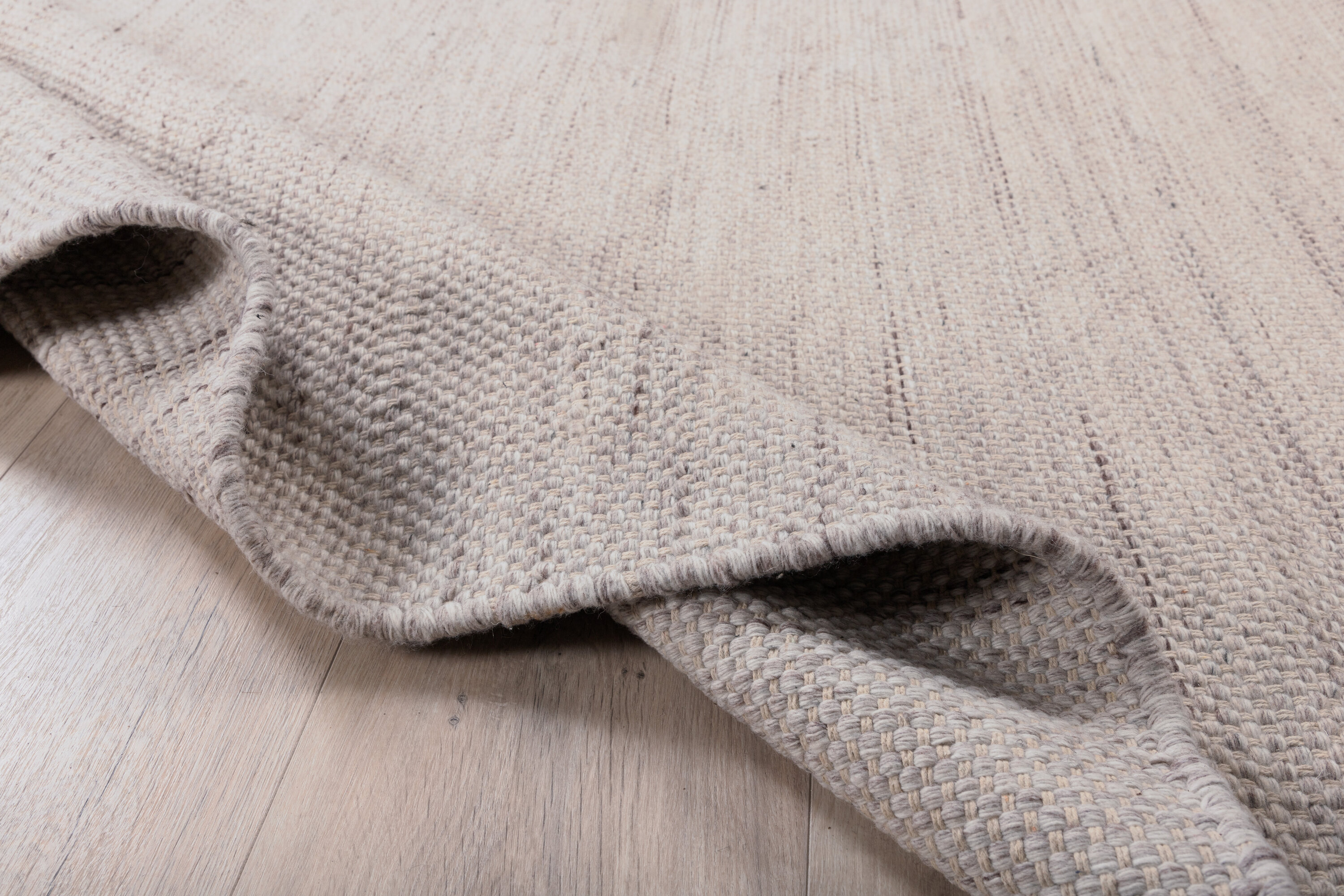 deLOHN Devi Nappali szőnyegek