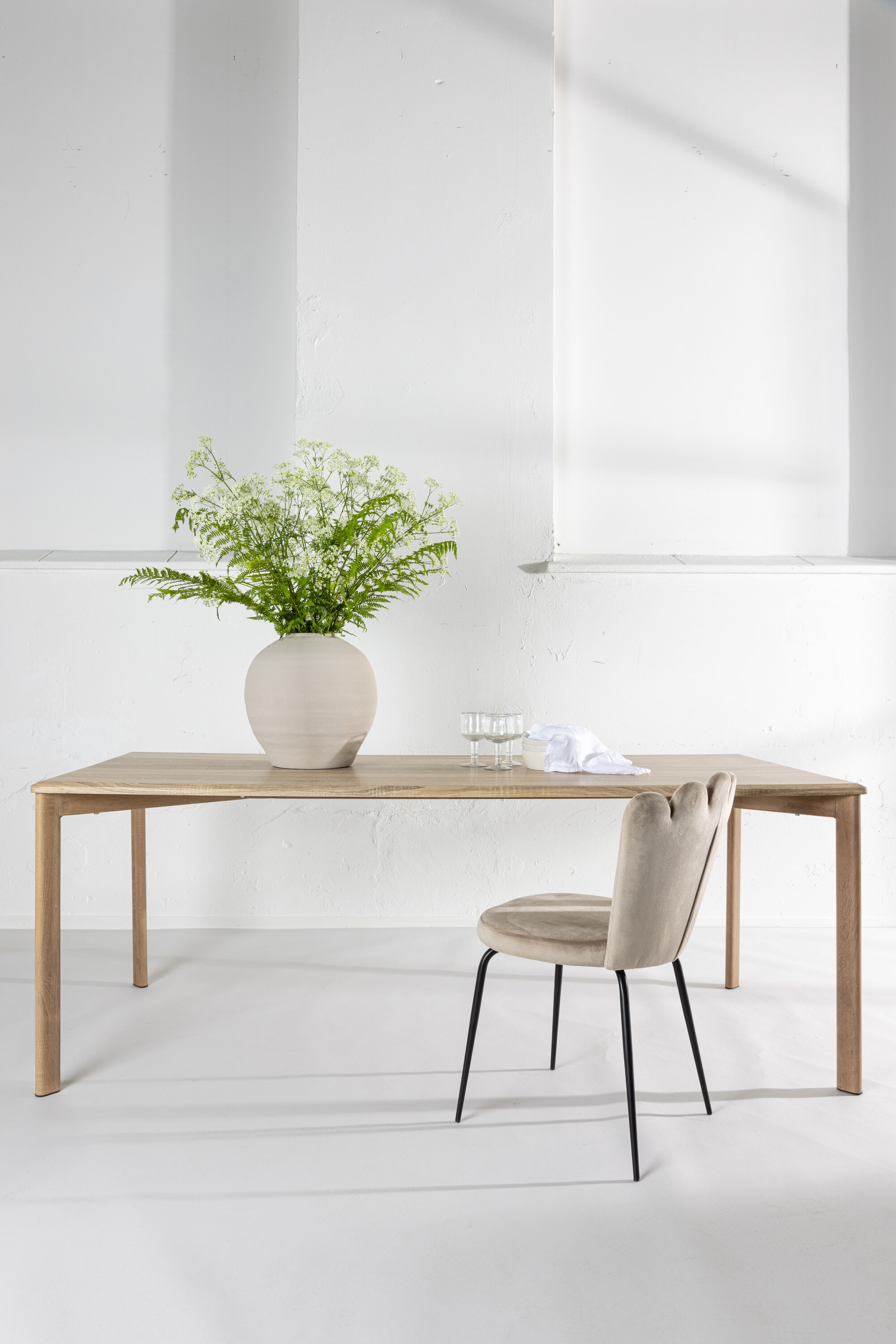 deLOHN Damon Téglalap alakú étkezőasztal