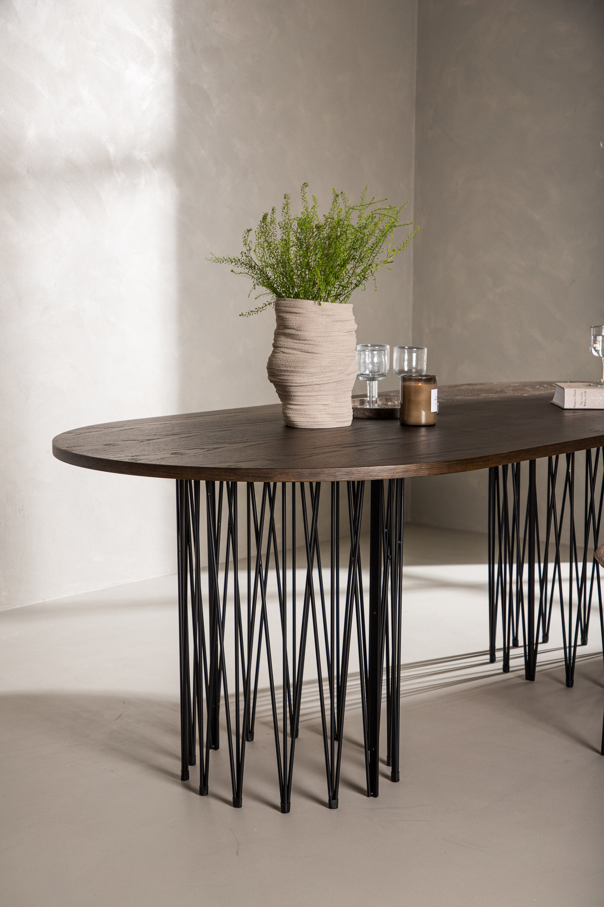 deLOHN Stone Ovális étkezőasztal