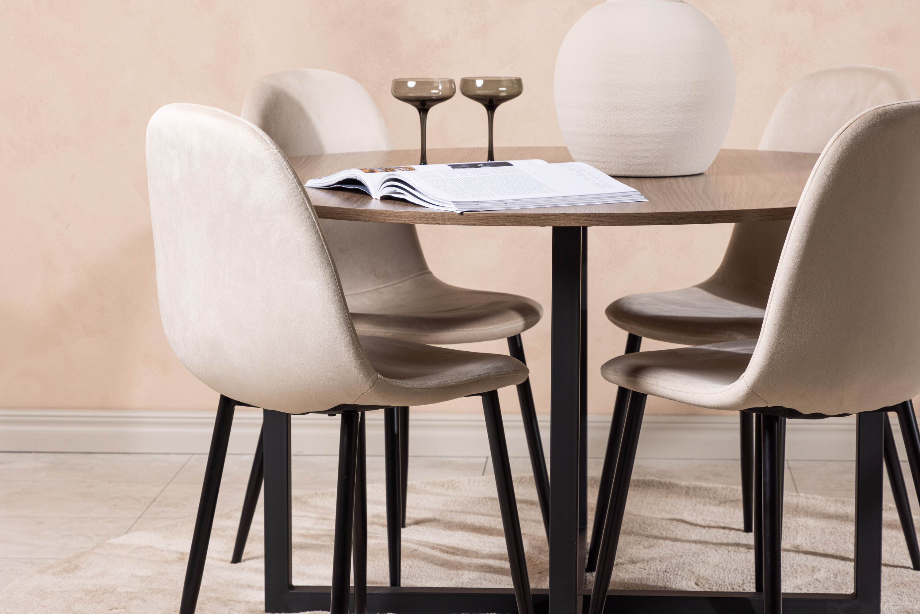 deLOHN Durango, Polar Kör alakú étkezőgarnitúra