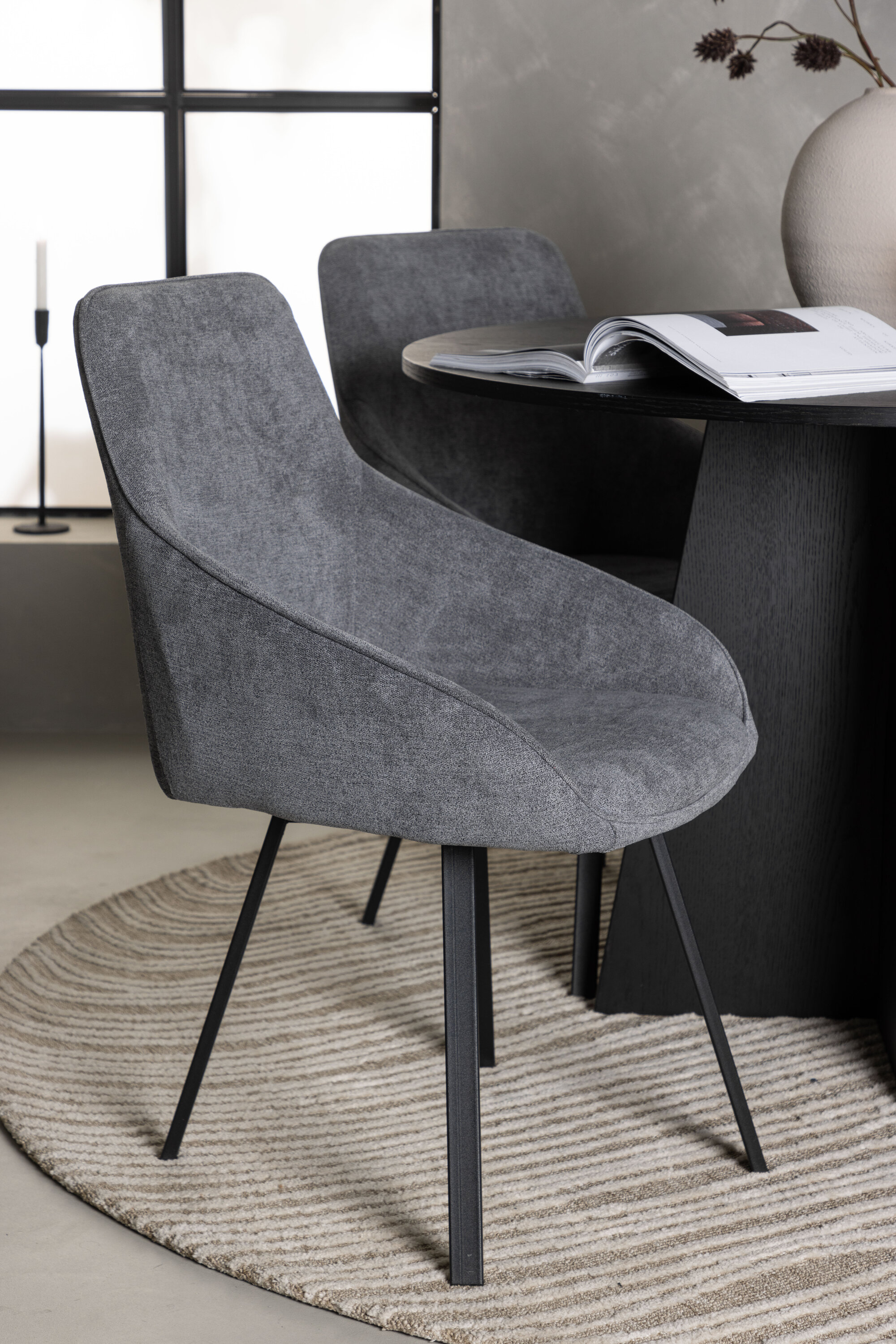 deLOHN Rosie Kör alakú étkezőgarnitúra deLOHN Rosie Kör alakú étkezőgarnitúra