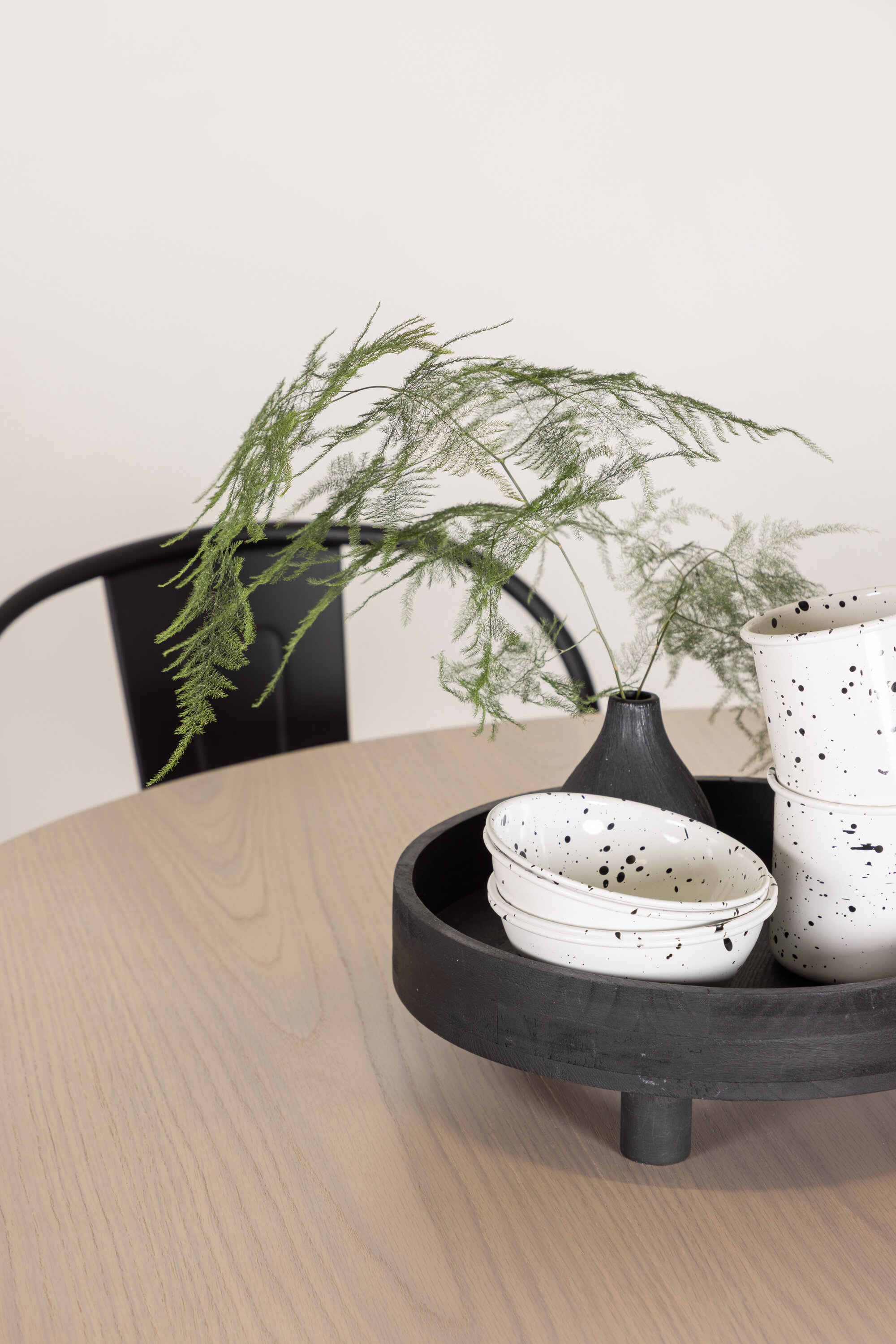 deLOHN Olivia, Tempe Kör alakú étkezőgarnitúra