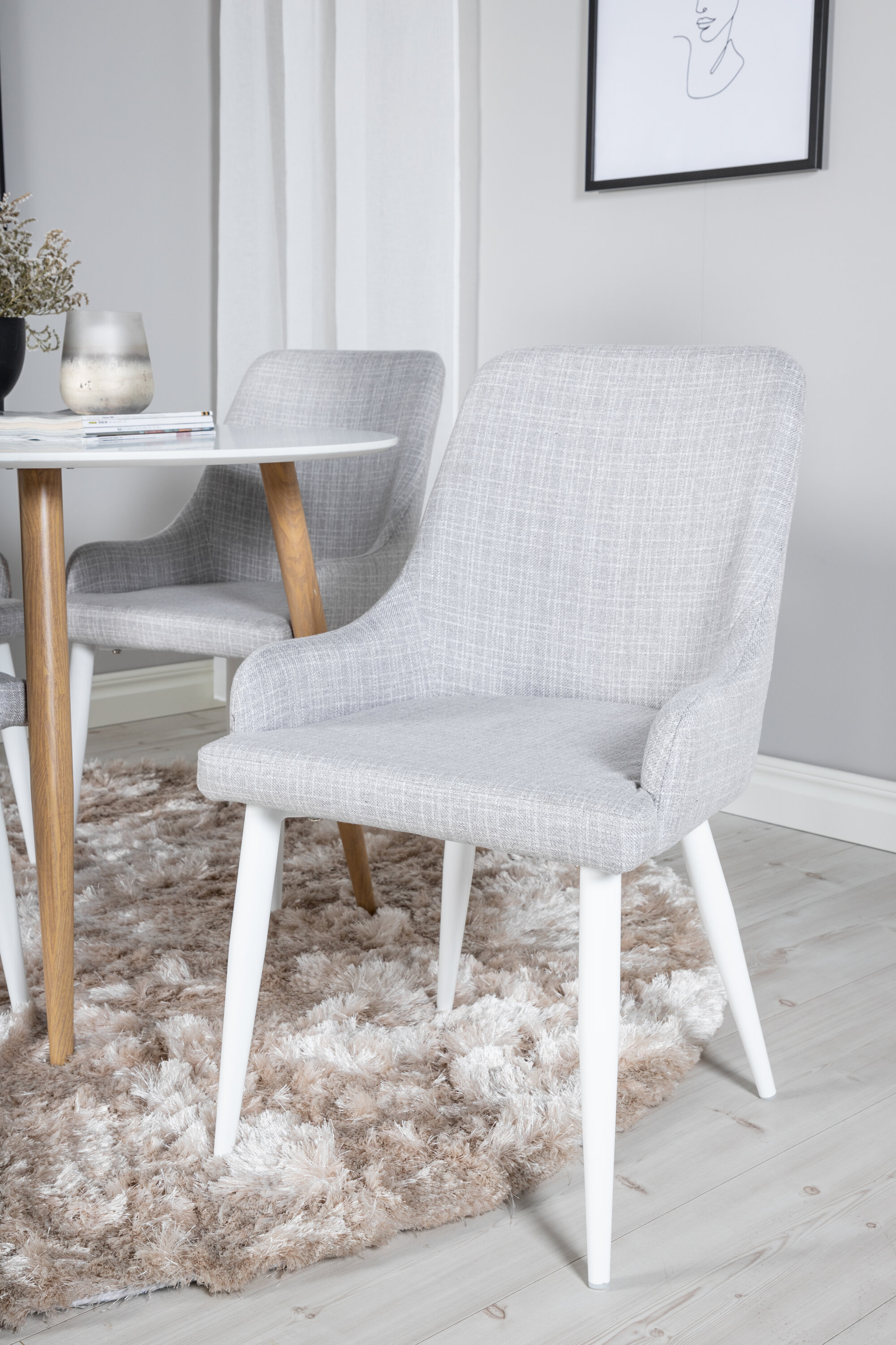 deLOHN Plaza, Plaza Kör alakú étkezőgarnitúra