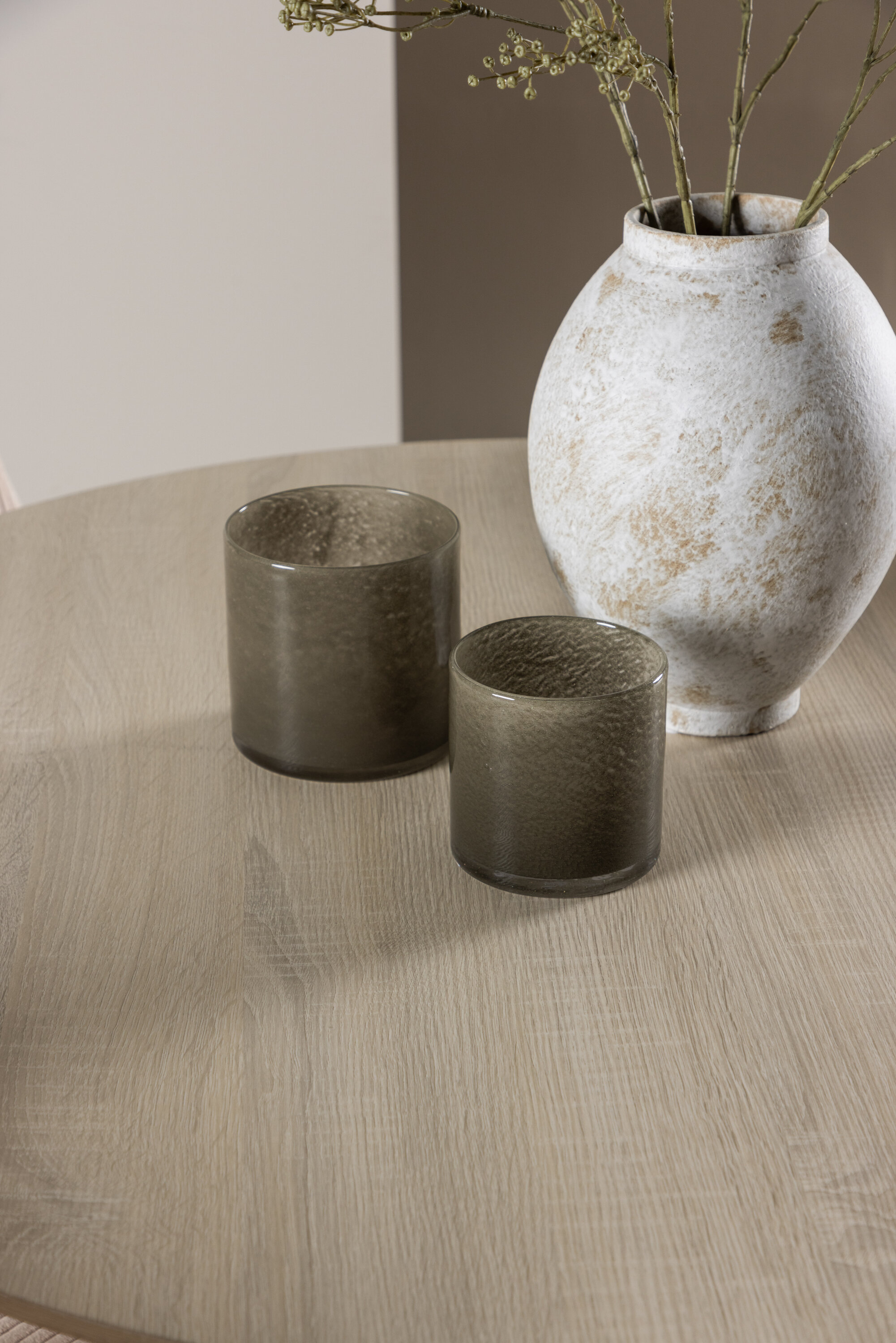 deLOHN Plaza, Leone Kör alakú étkezőgarnitúra