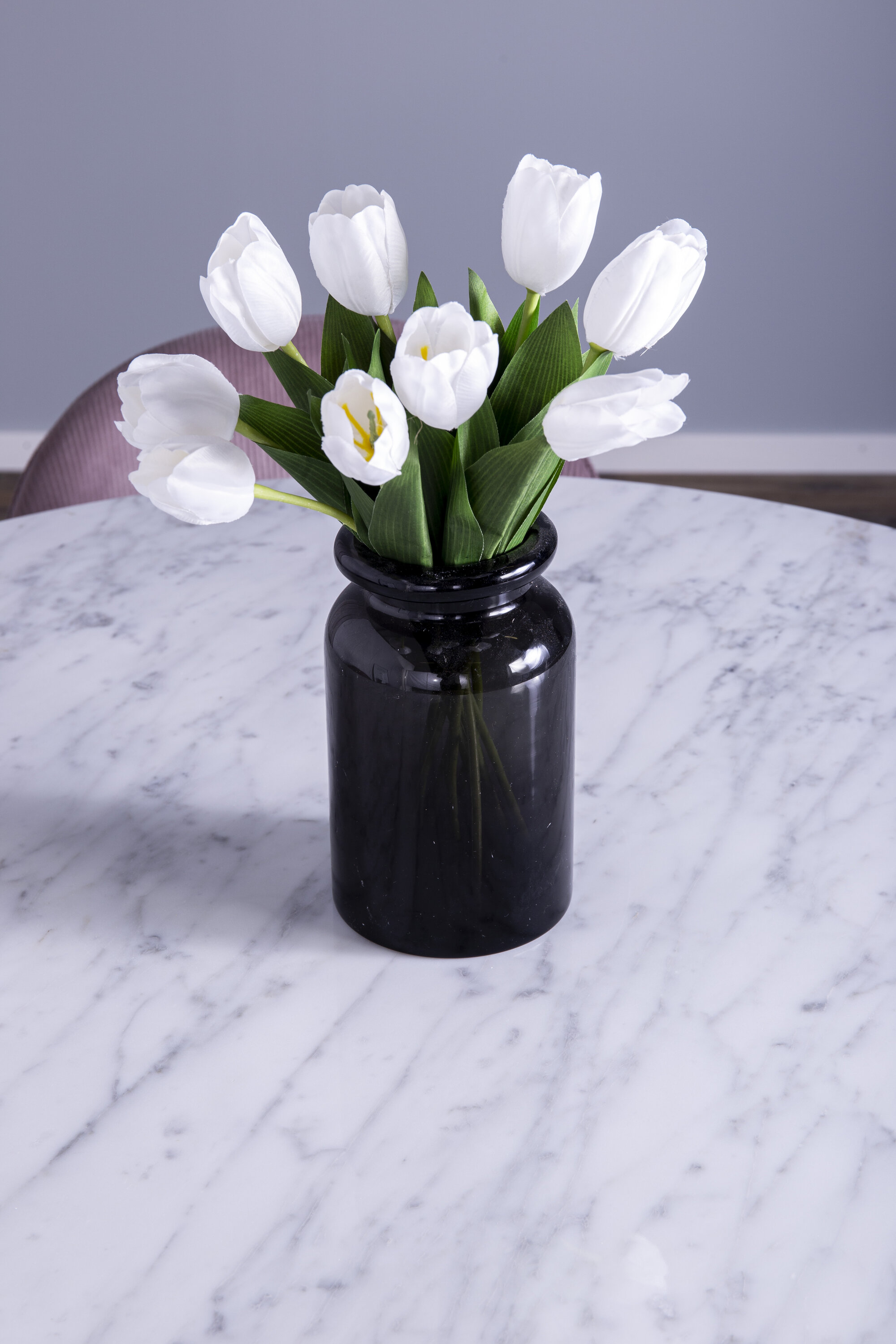 deLOHN Estelle, Velvet Kör alakú étkezőgarnitúra deLOHN Estelle, Velvet Kör alakú étkezőgarnitúra