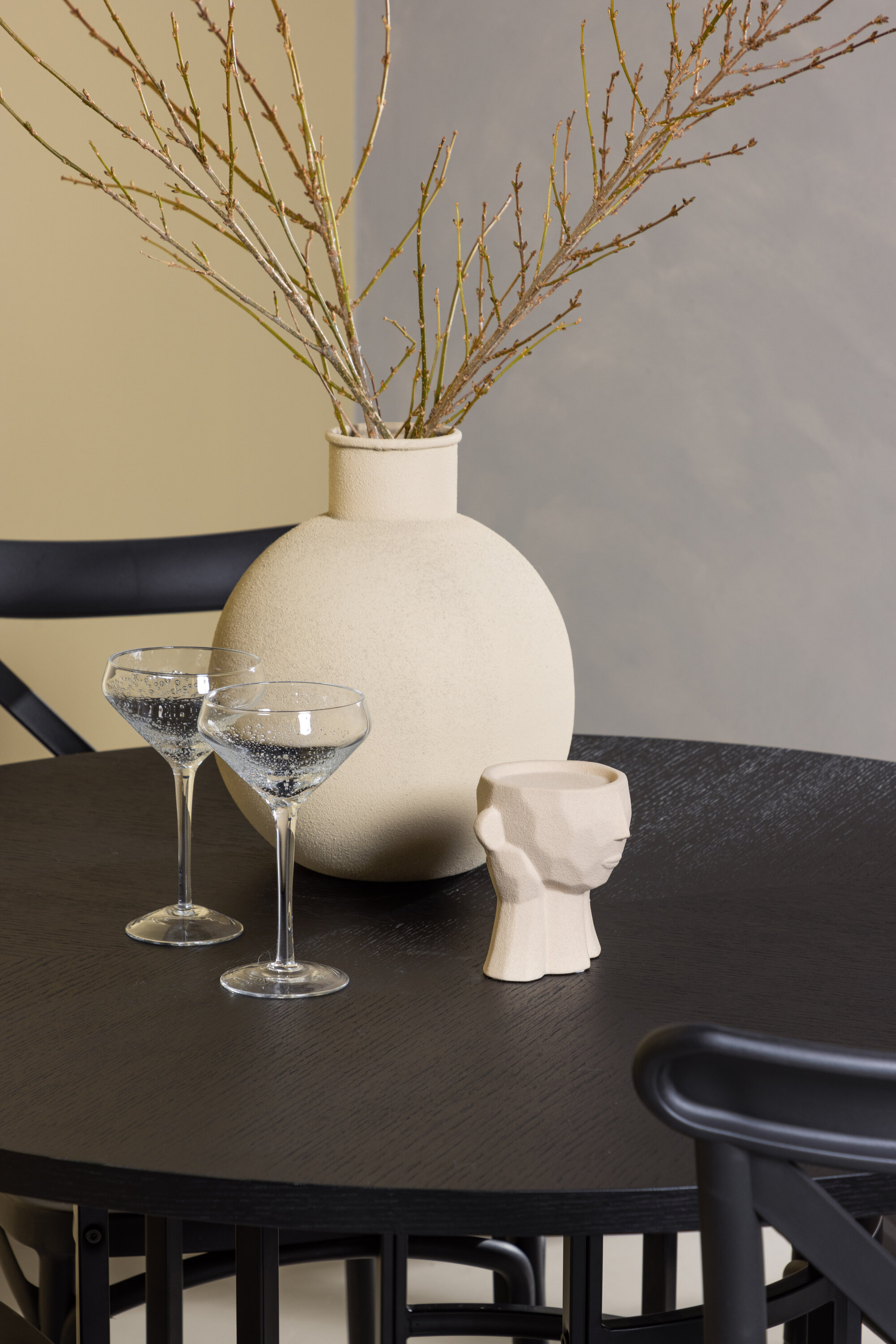 deLOHN Copenhagen, Crosett Kör alakú étkezőgarnitúra