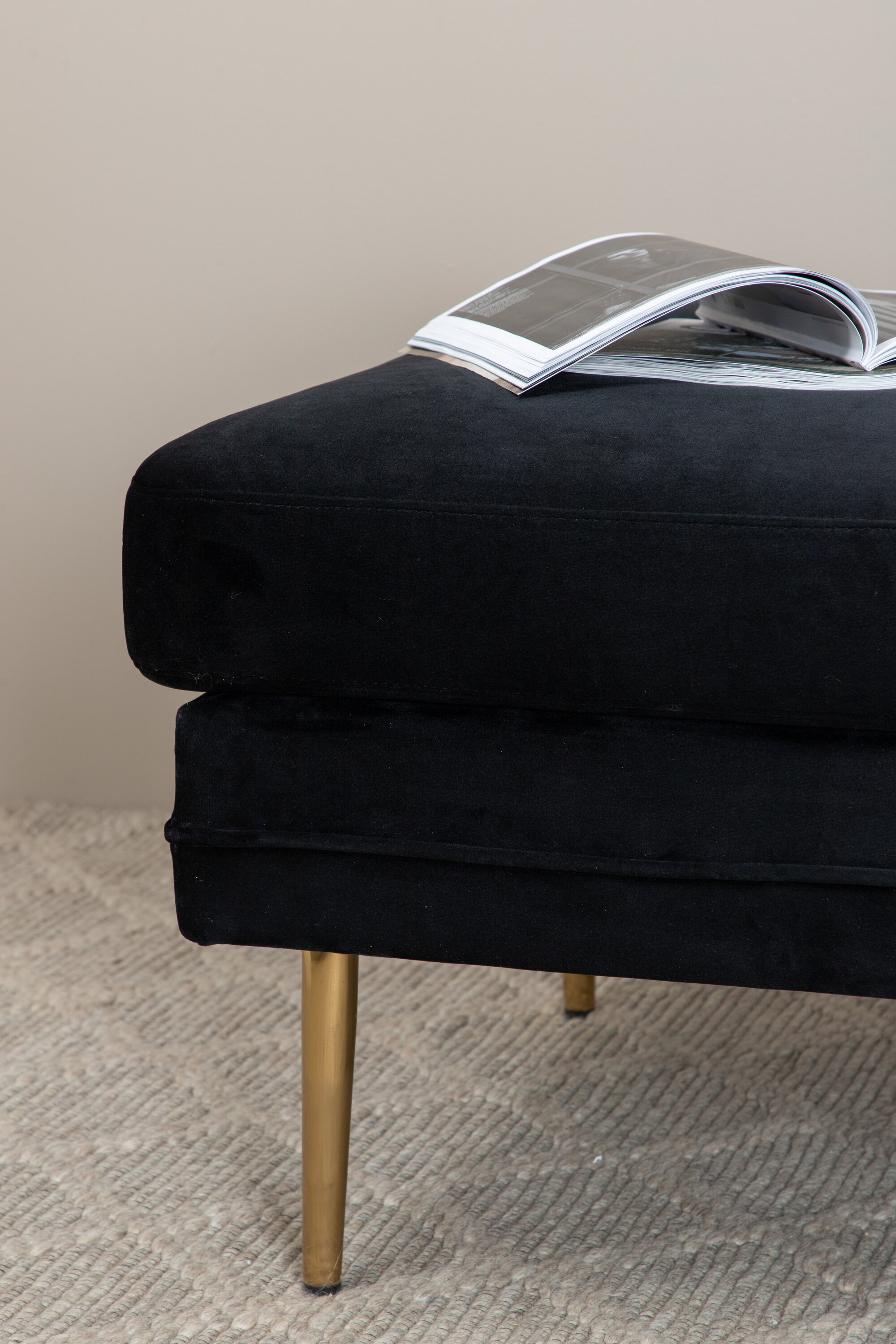 deLOHN Boom Lábtartós puff