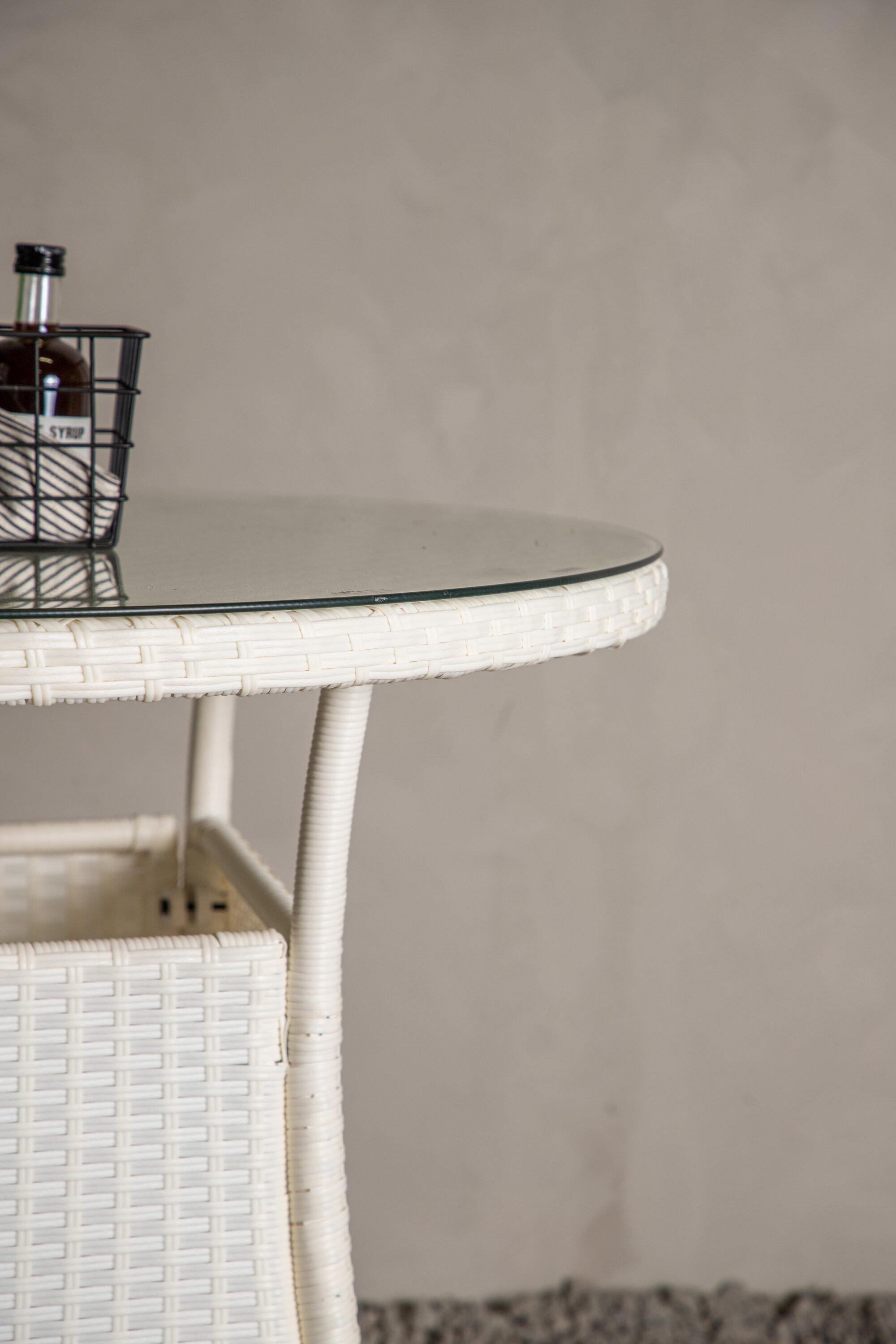 deLOHN Volta Kerek étkezőasztal